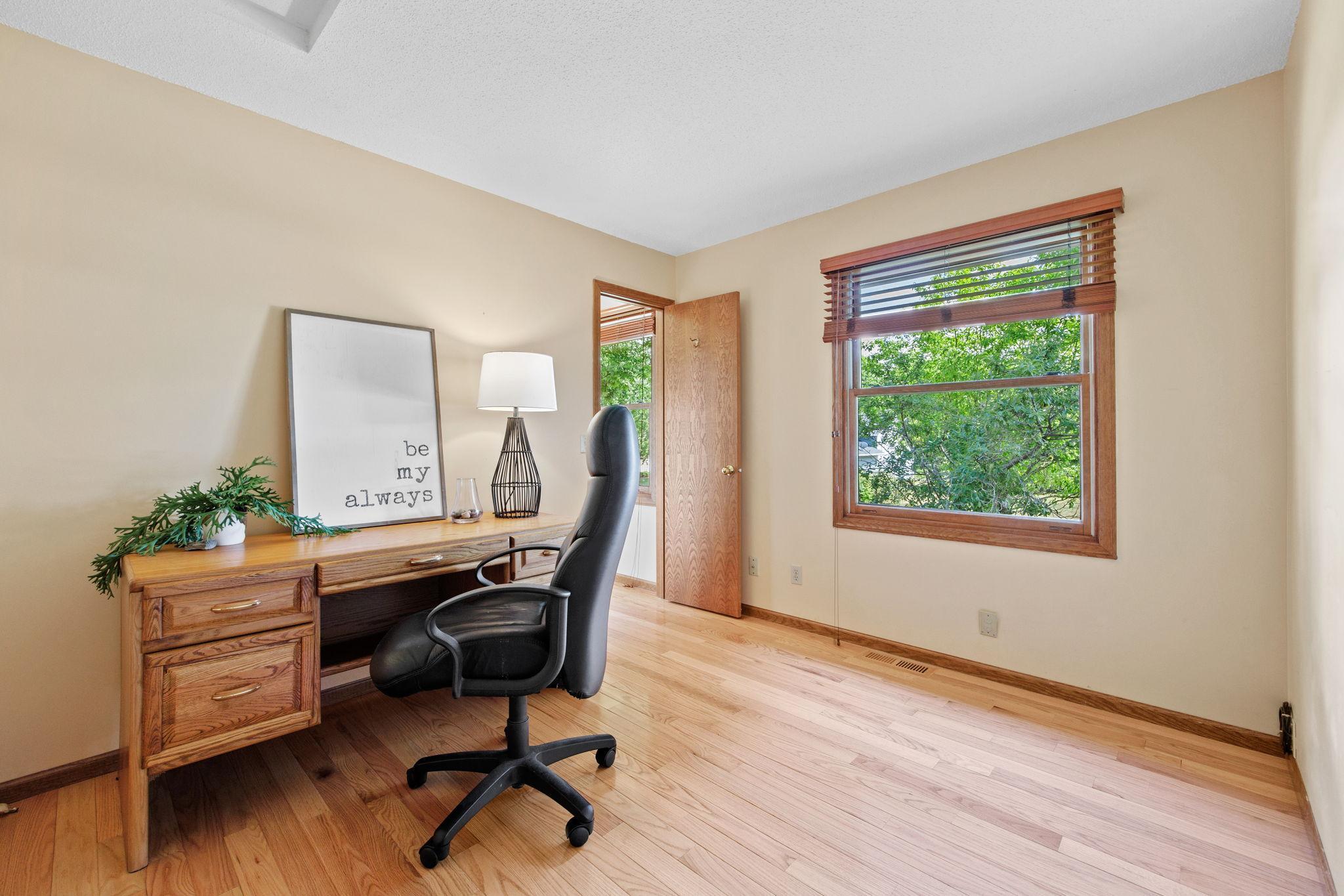 8657 Chanhassen Hills Drive N