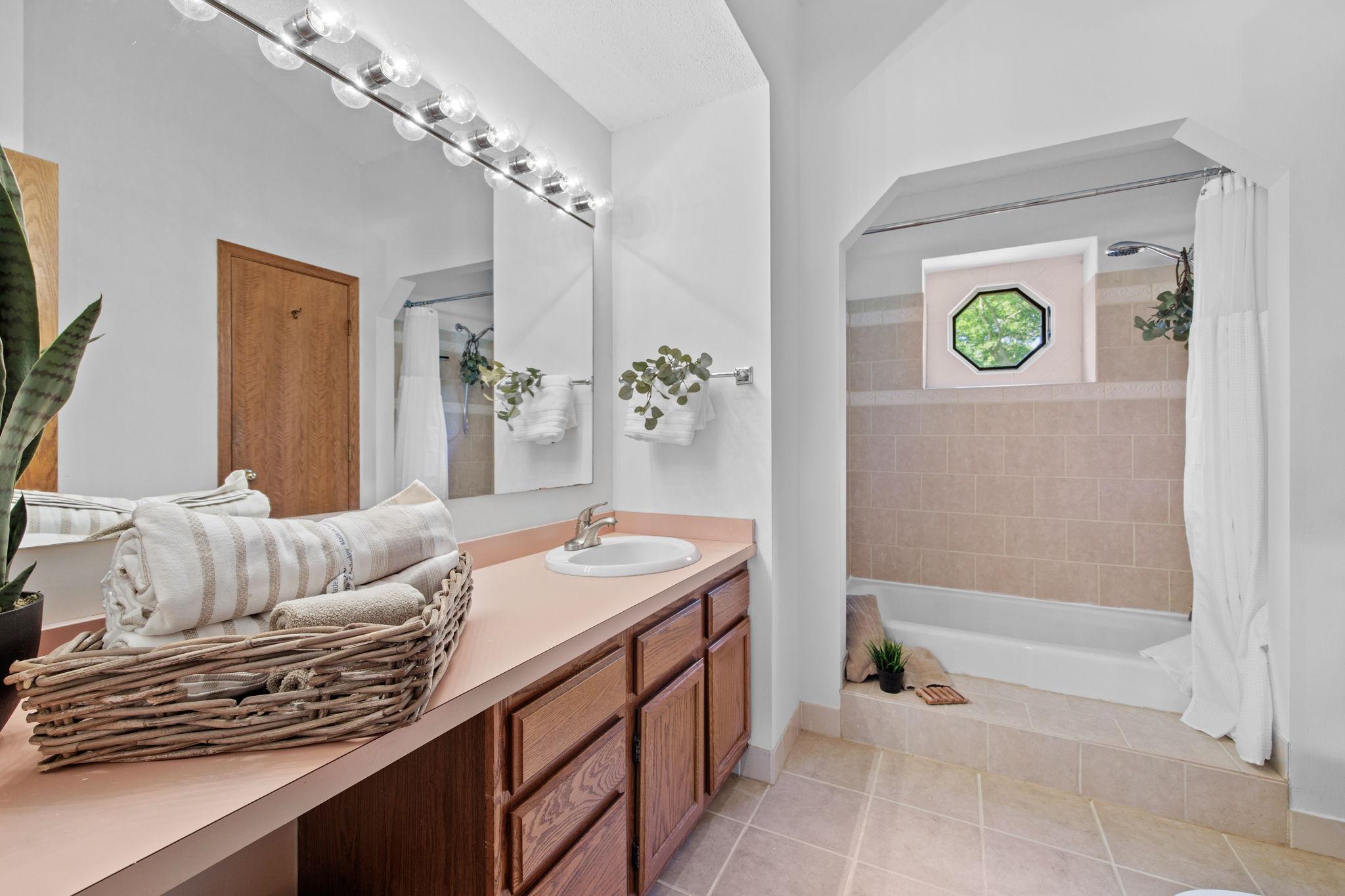 8657 Chanhassen Hills Drive N