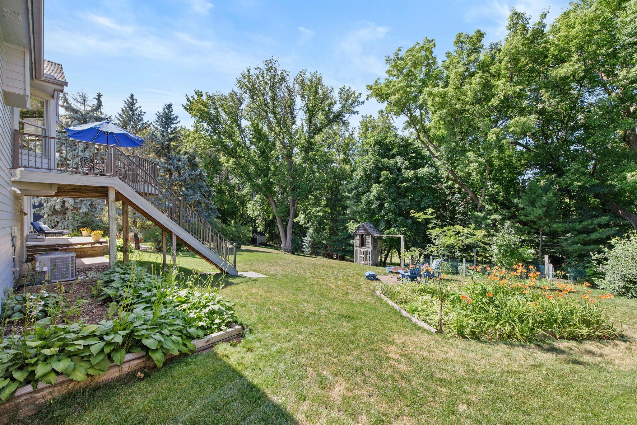 8657 Chanhassen Hills Drive N