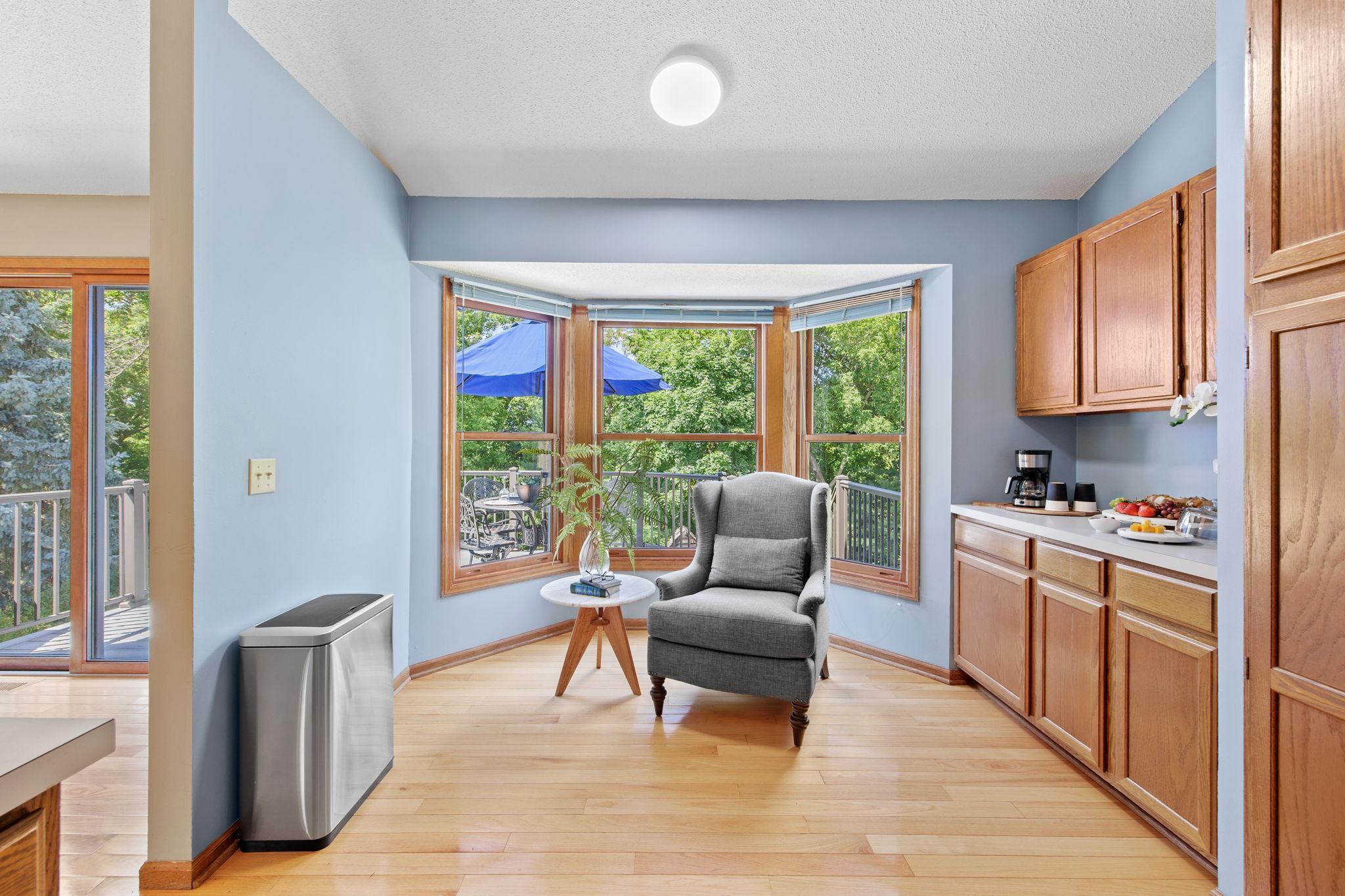 8657 Chanhassen Hills Drive N