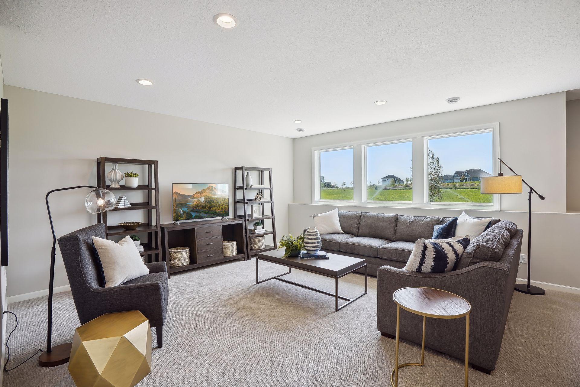 4517 Meadowview Lane