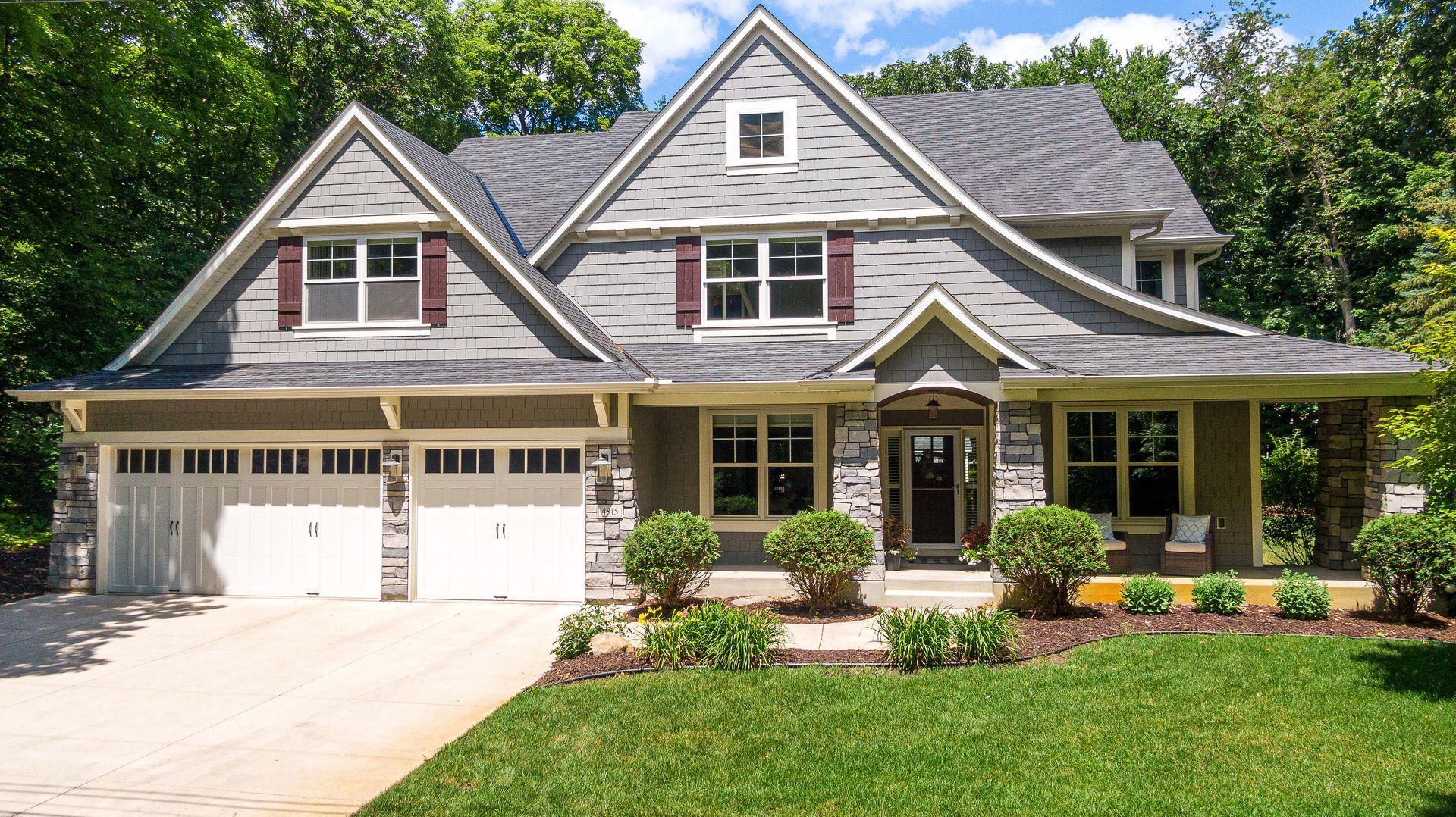 4815 Suburban Drive