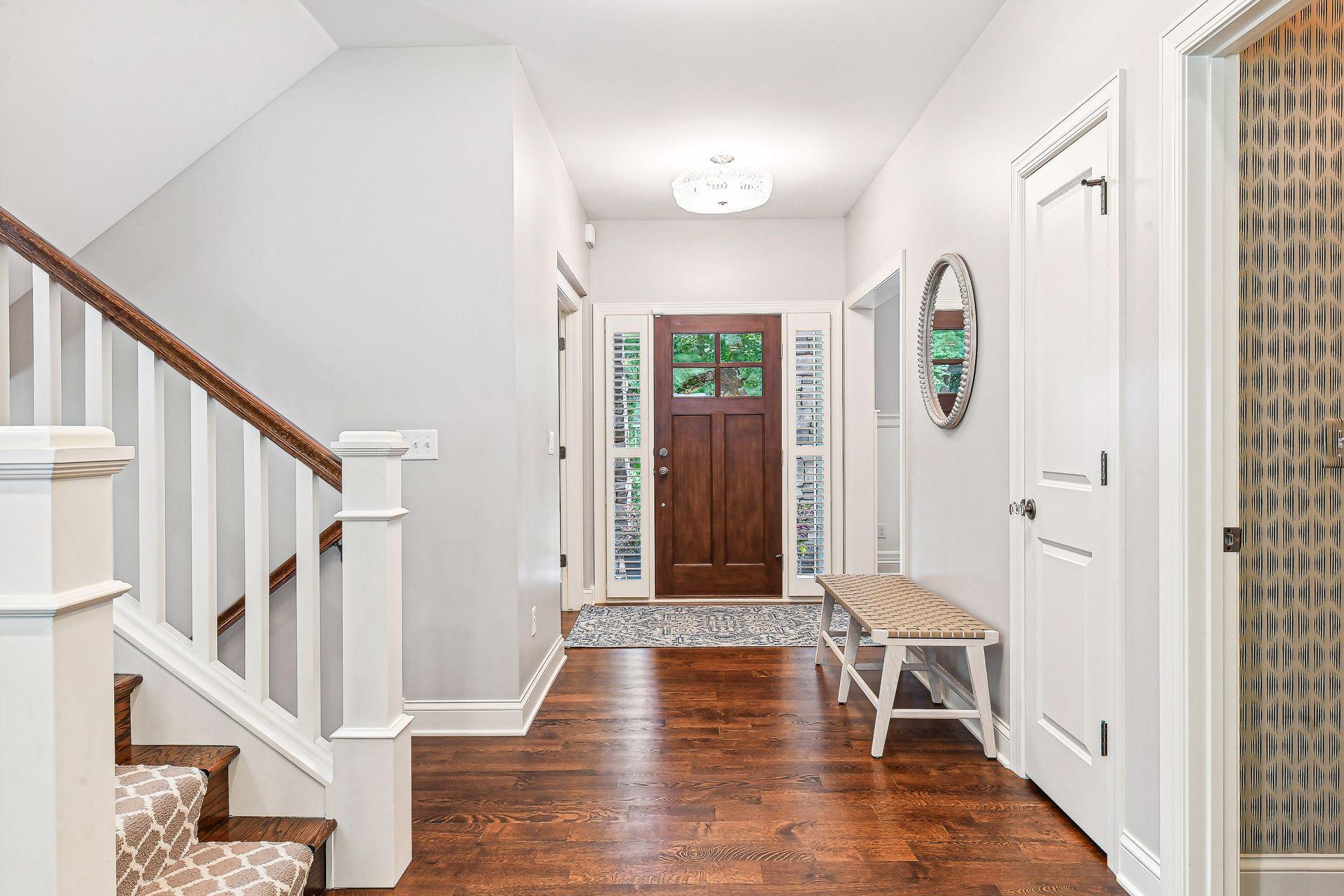 4815 Suburban Drive