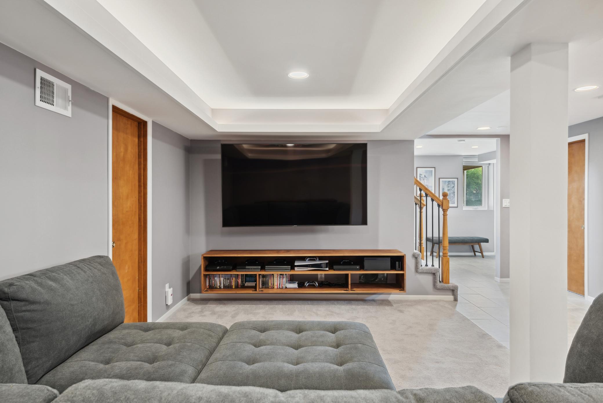 2721 Alabama Avenue S