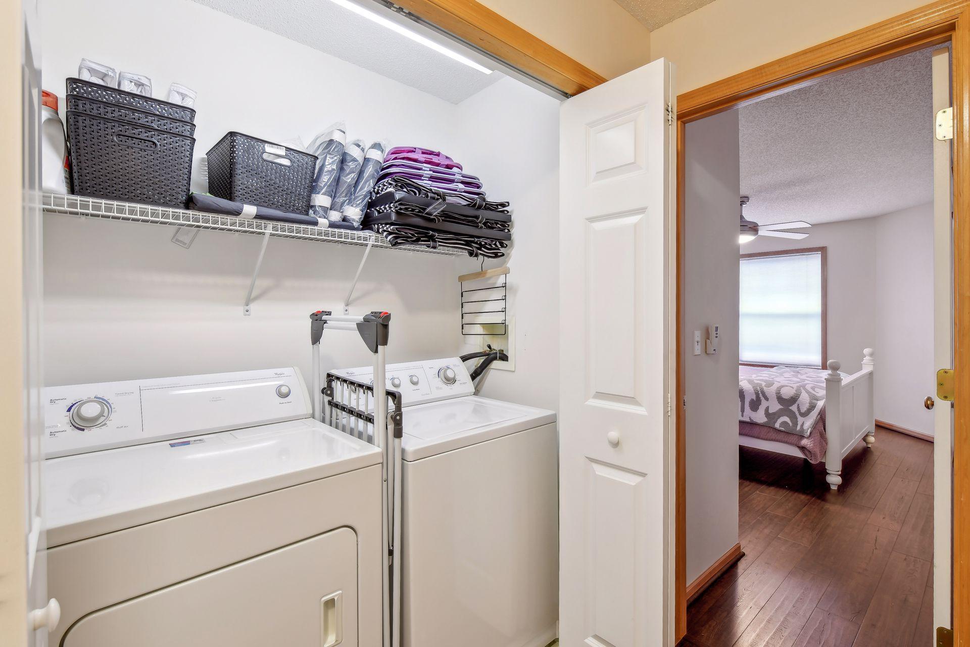 6090 W 16th Street Unit: 910