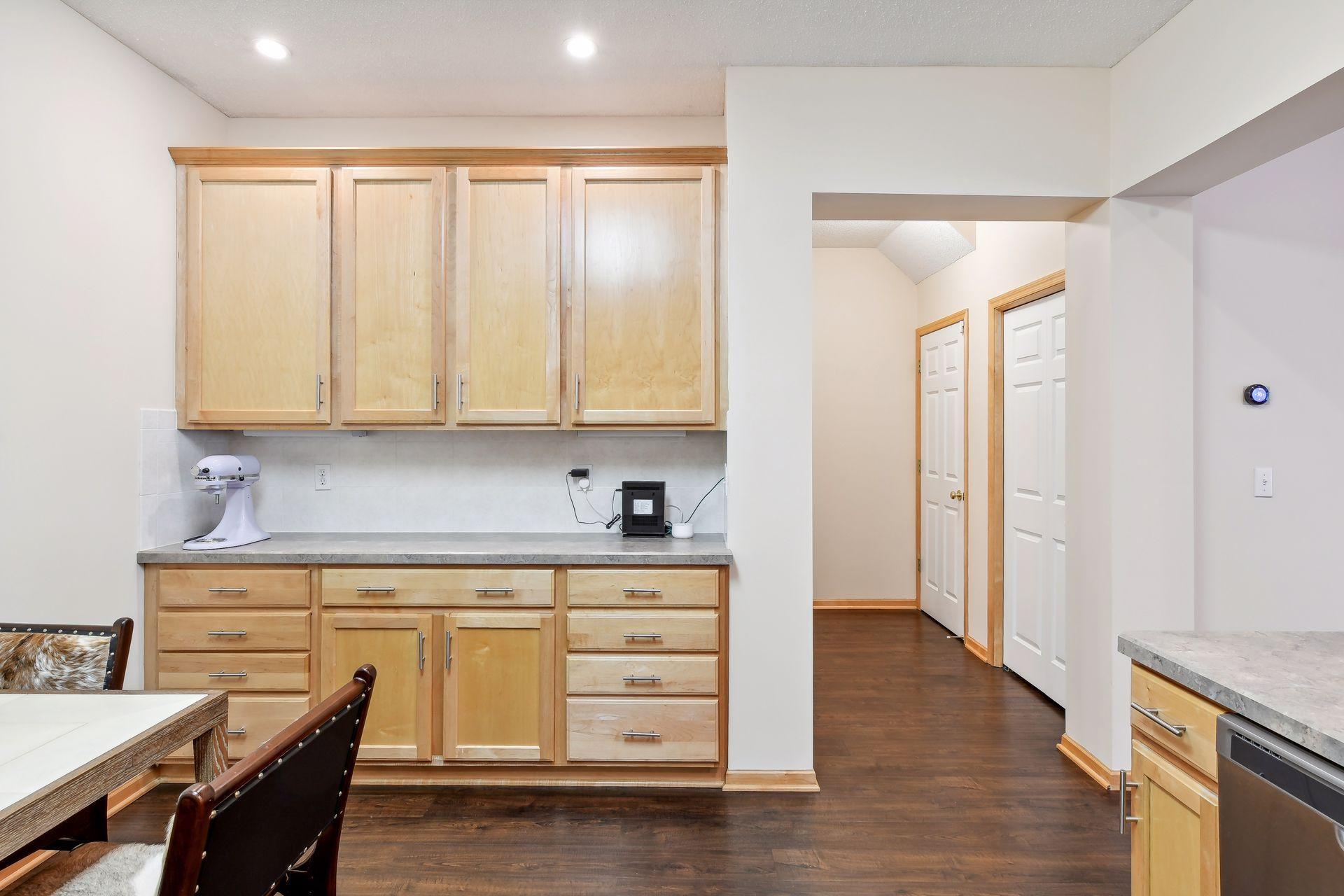 6090 W 16th Street Unit: 910