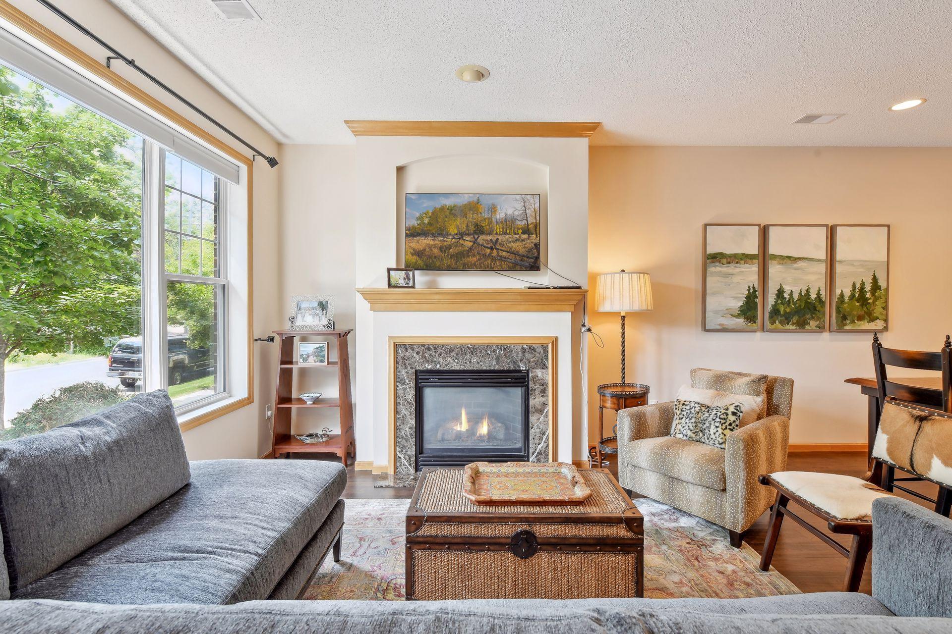 6090 W 16th Street Unit: 910