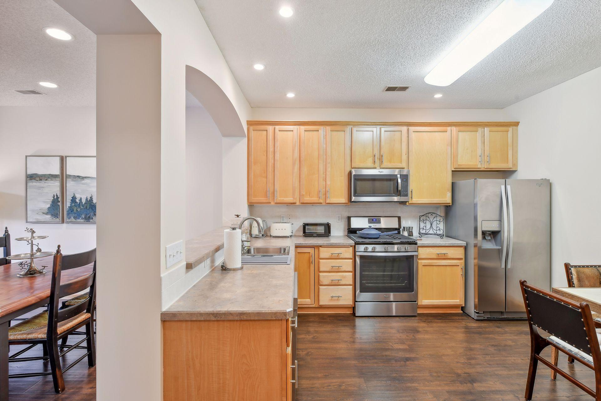 6090 W 16th Street Unit: 910