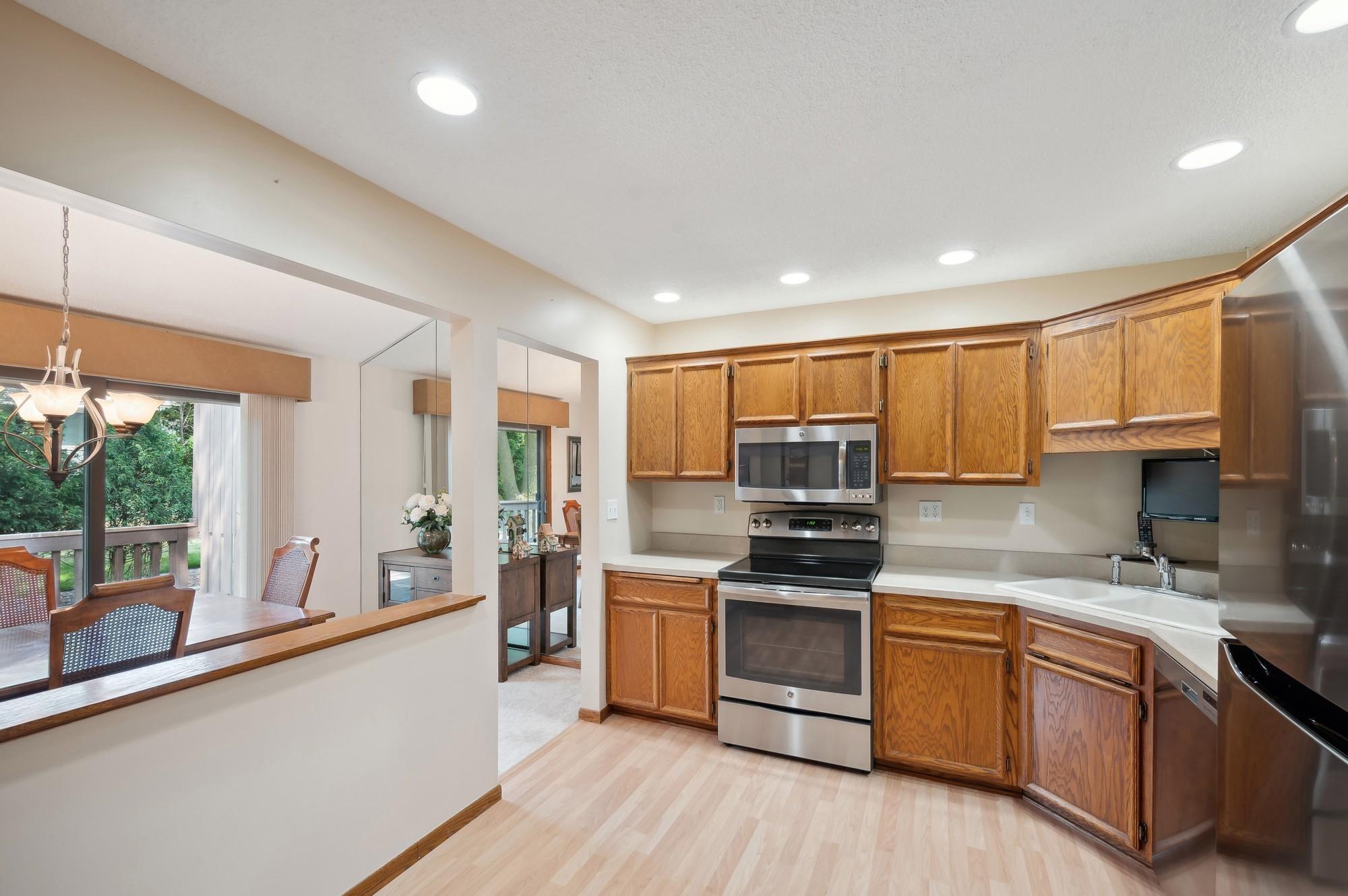 9324 Nesbitt Road