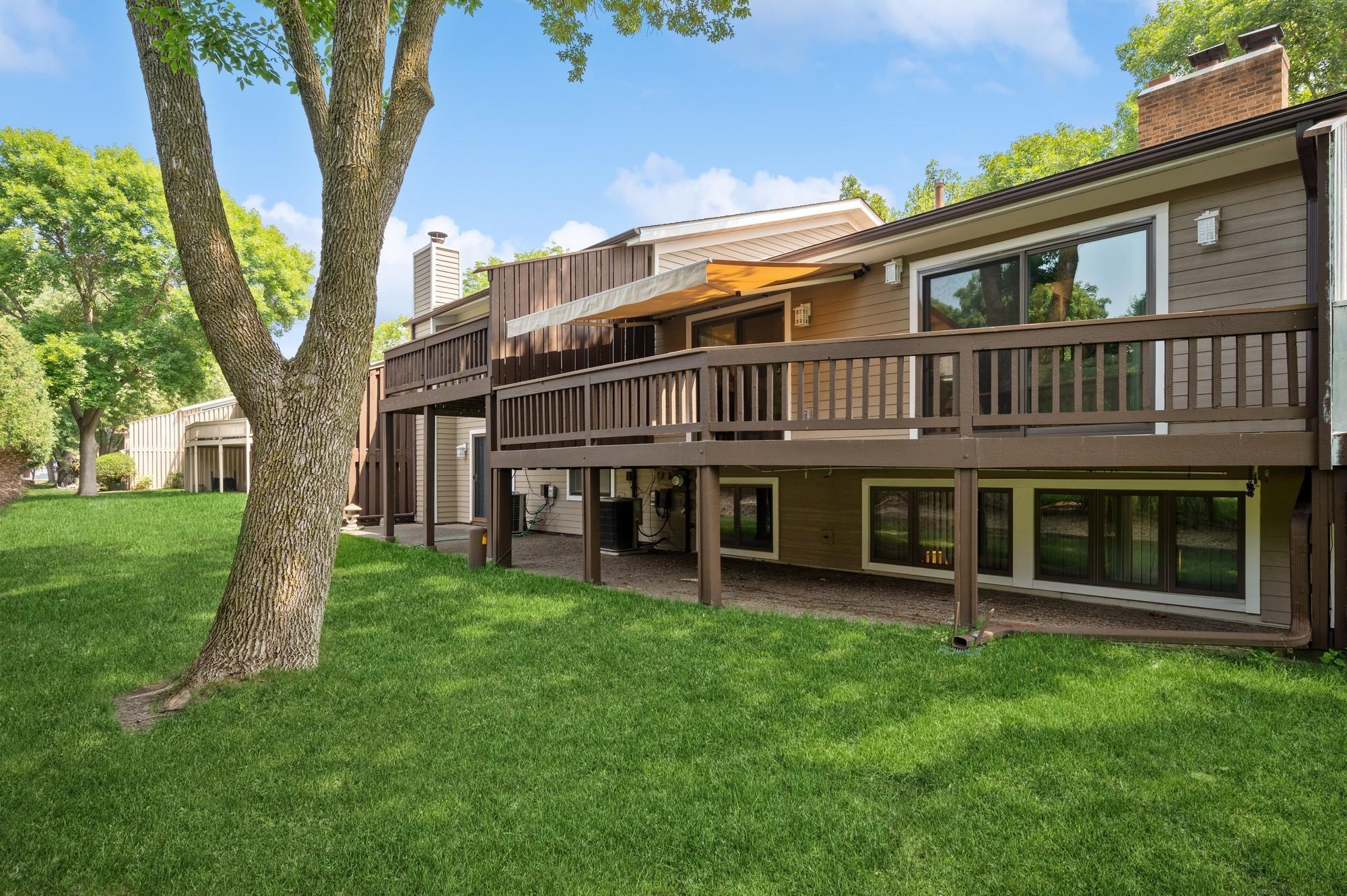 9324 Nesbitt Road
