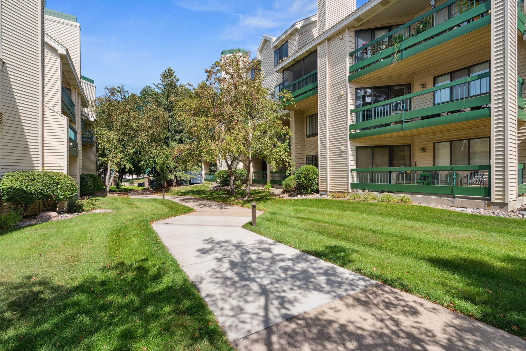 7606 York Avenue S Unit: 7301