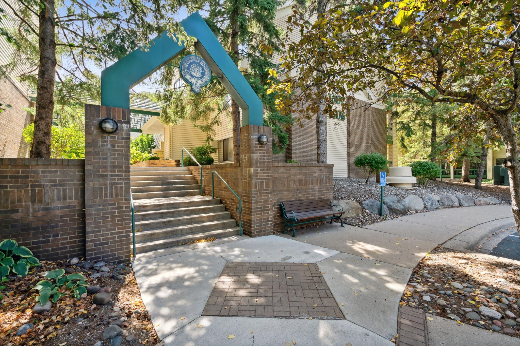 7606 York Avenue S Unit: 7301