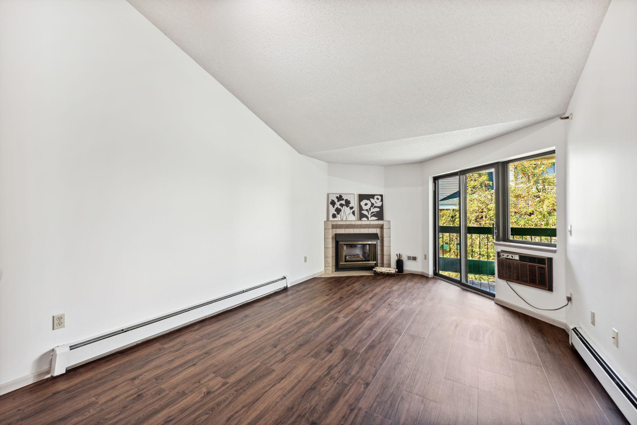 7606 York Avenue S Unit: 7301