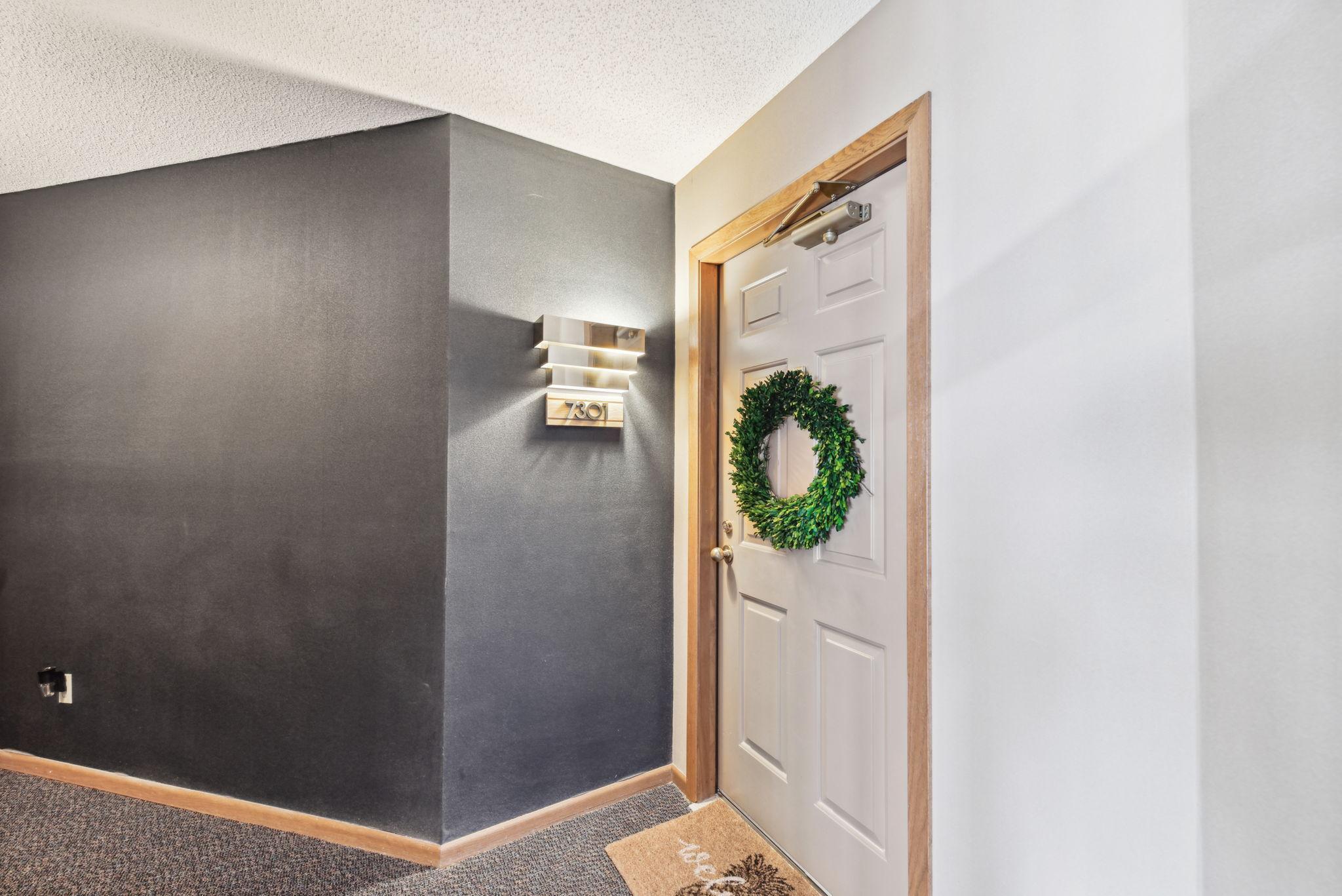 7606 York Avenue S Unit: 7301