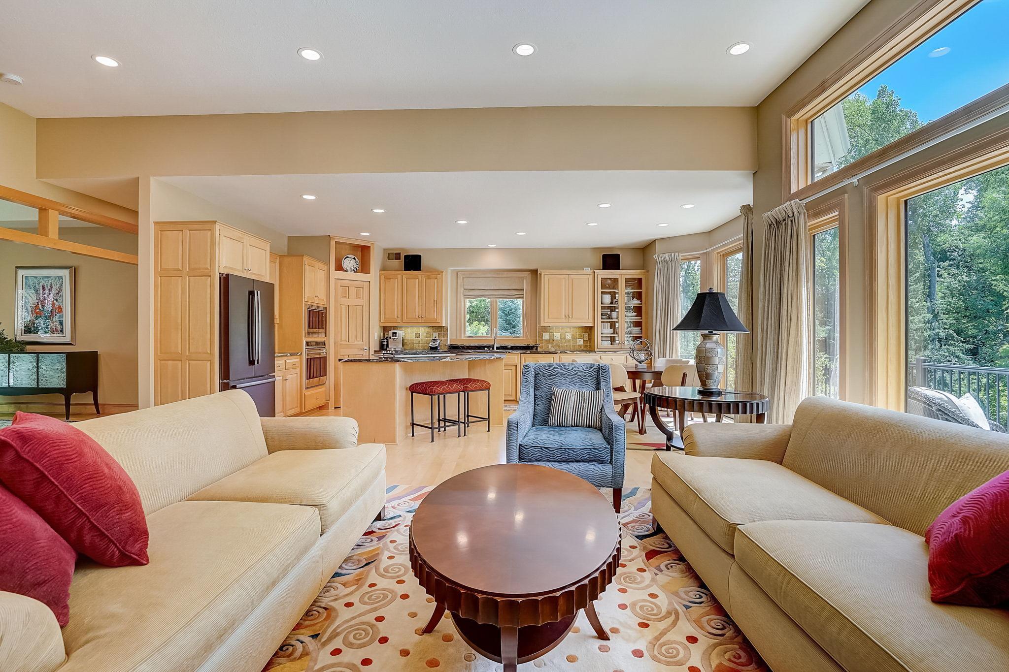 27585 Woodside Road