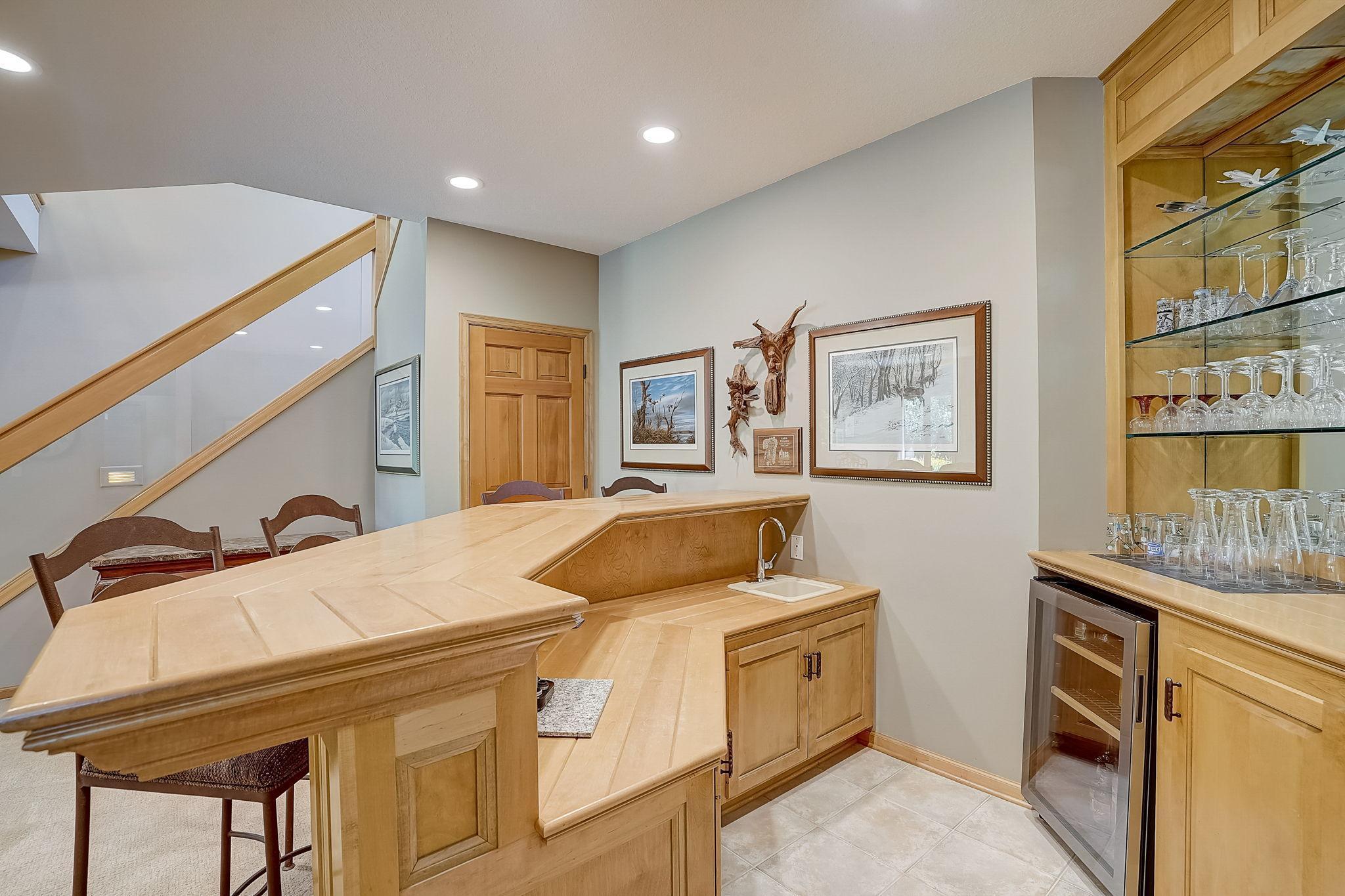 27585 Woodside Road