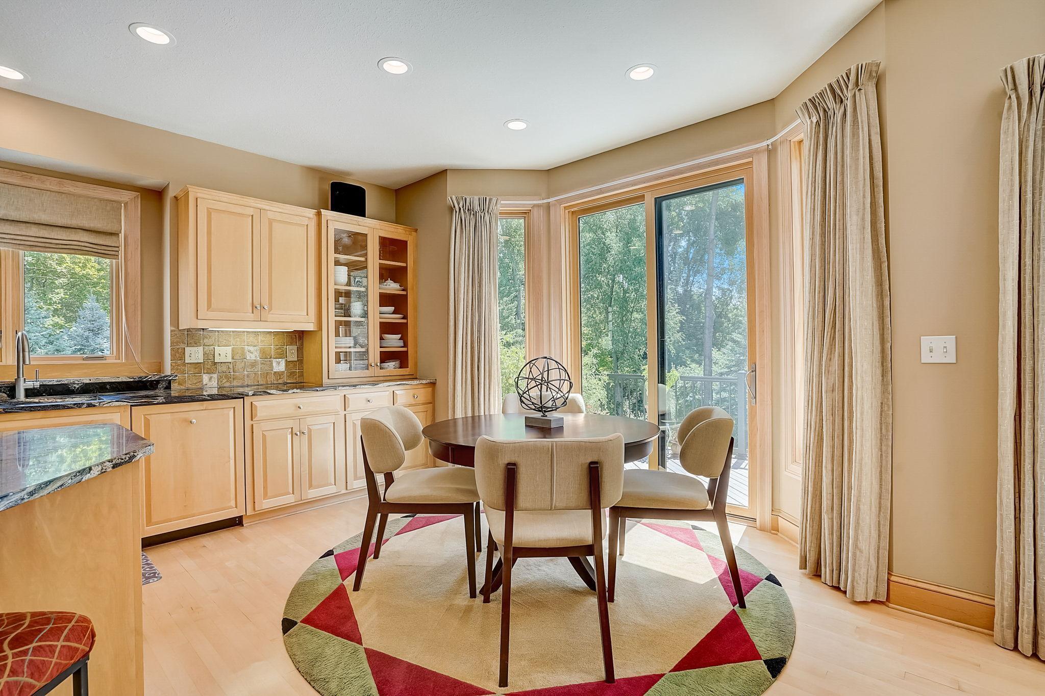 27585 Woodside Road
