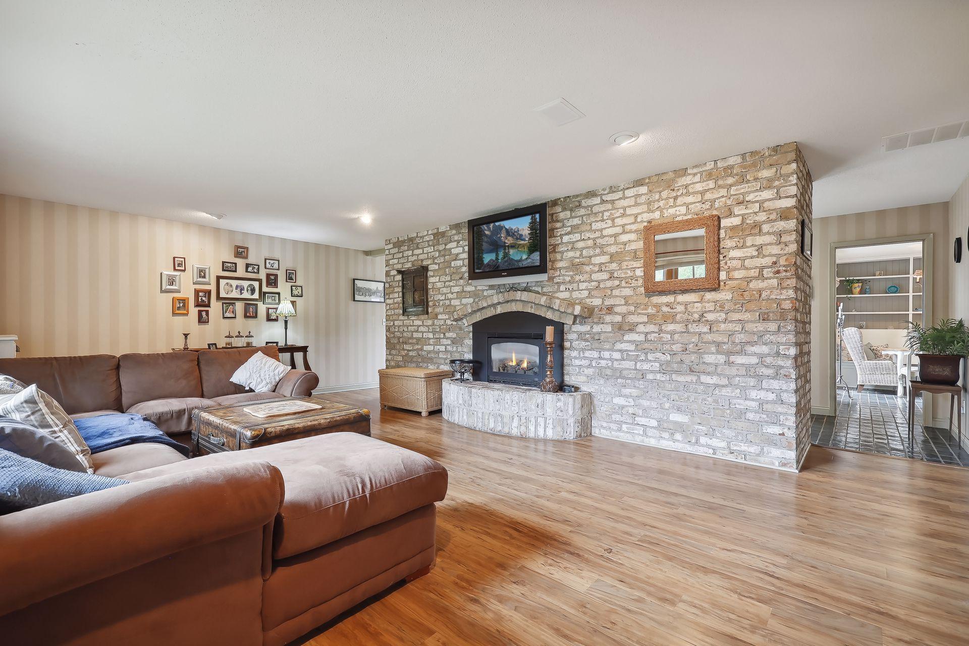 1065 Tamarack Drive