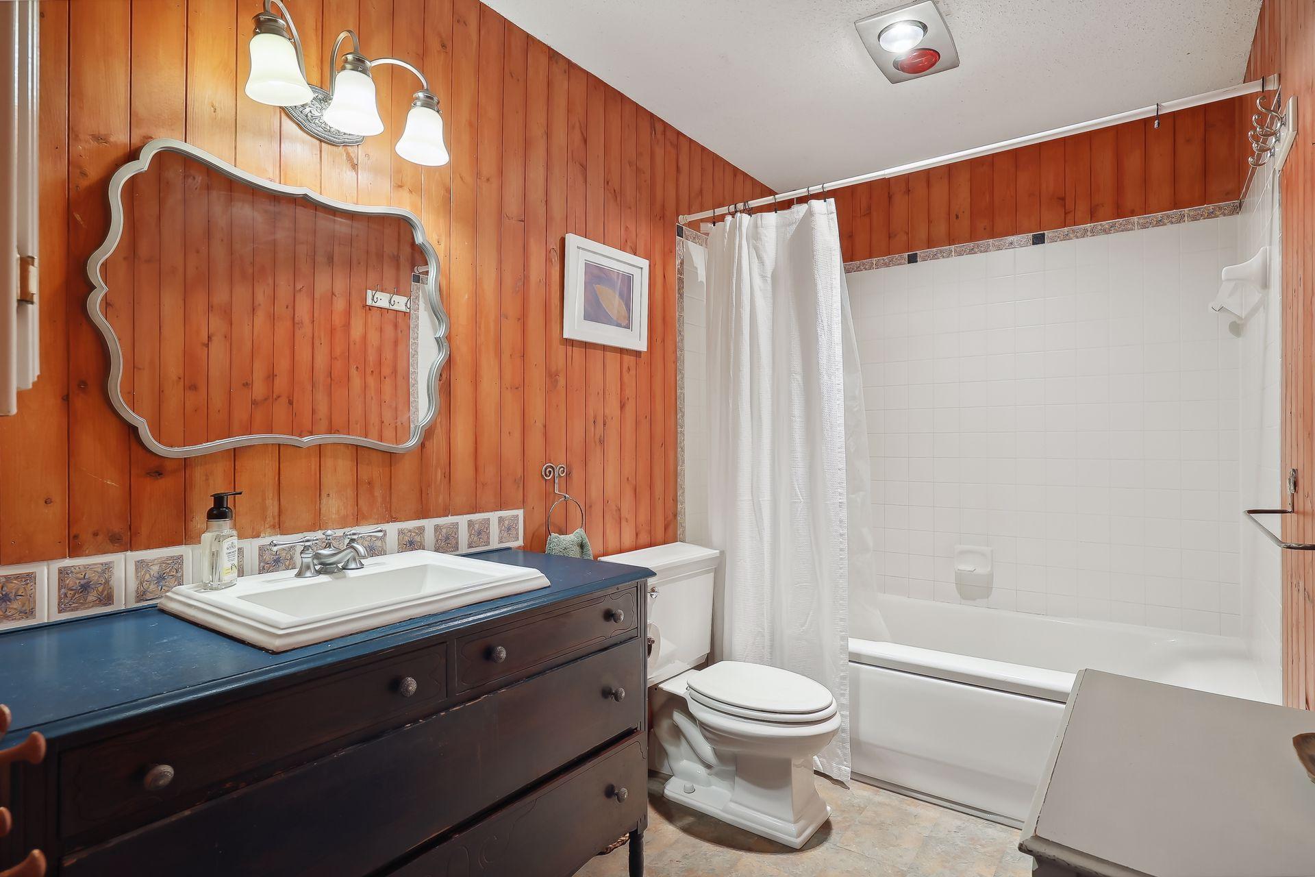 1065 Tamarack Drive