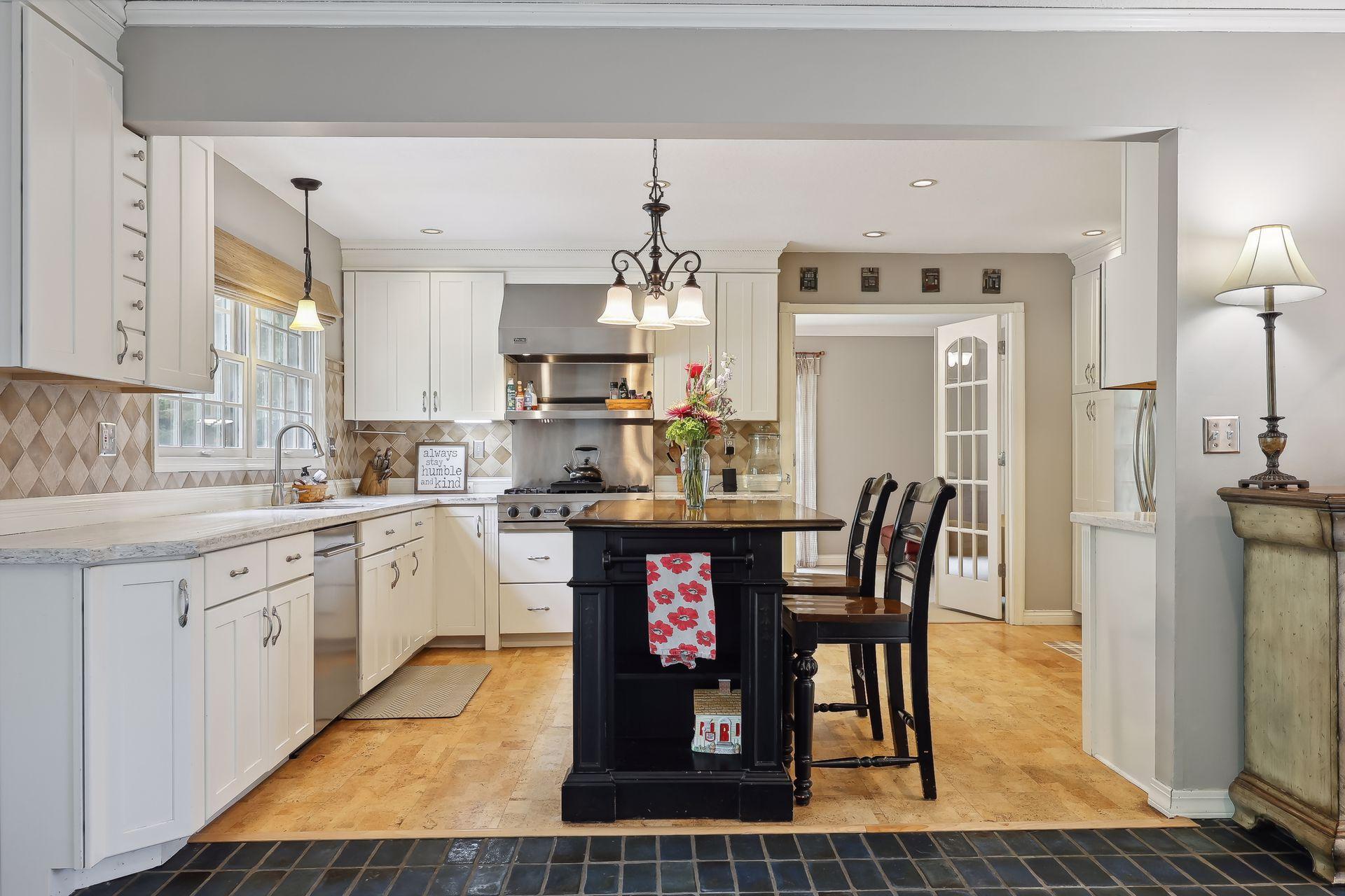 1065 Tamarack Drive