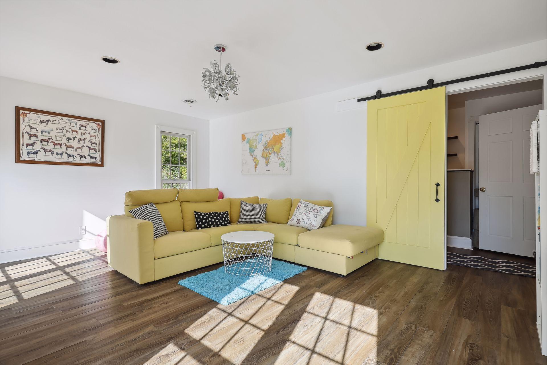 1065 Tamarack Drive