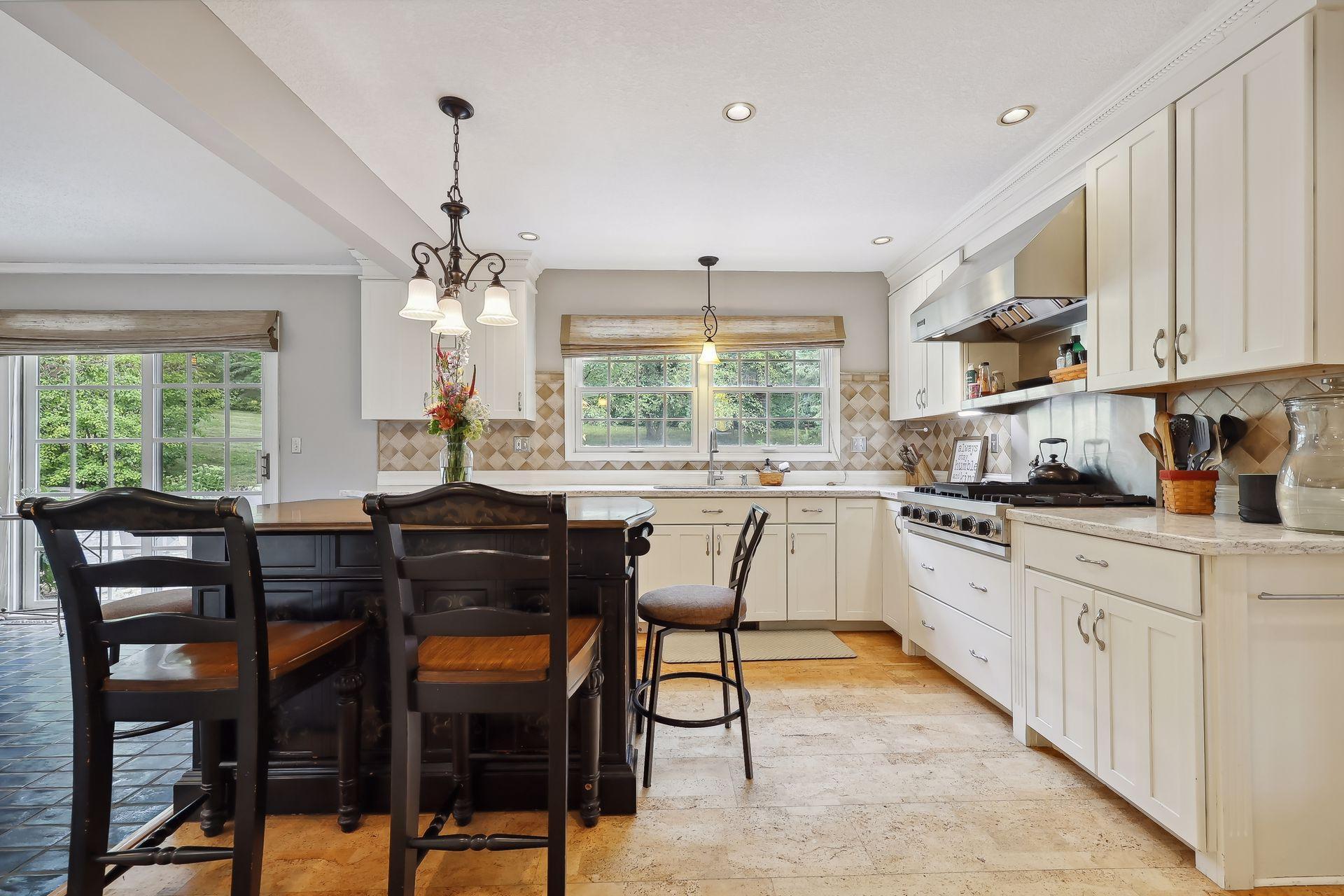 1065 Tamarack Drive