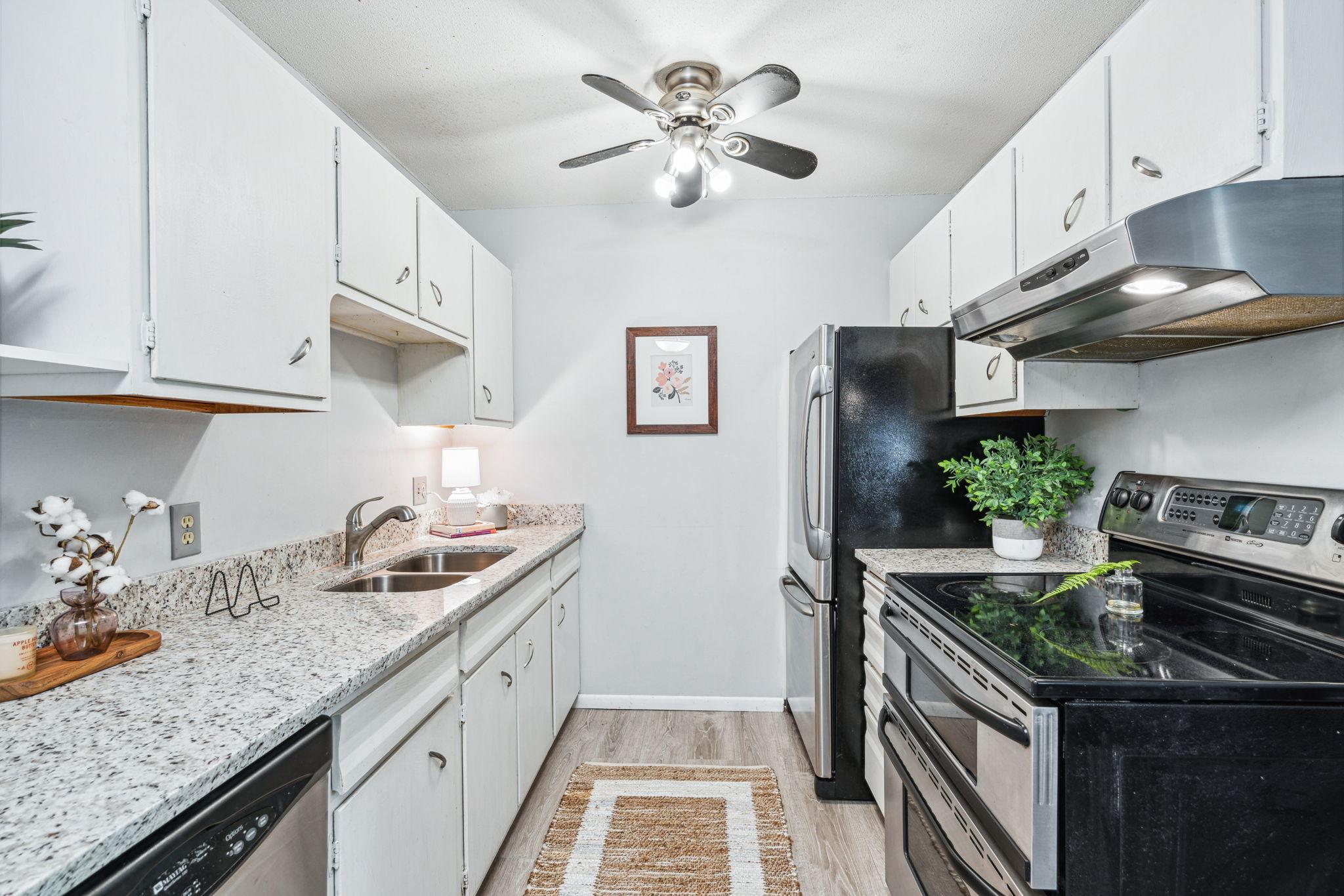 9145 Highway 55 Unit: 304