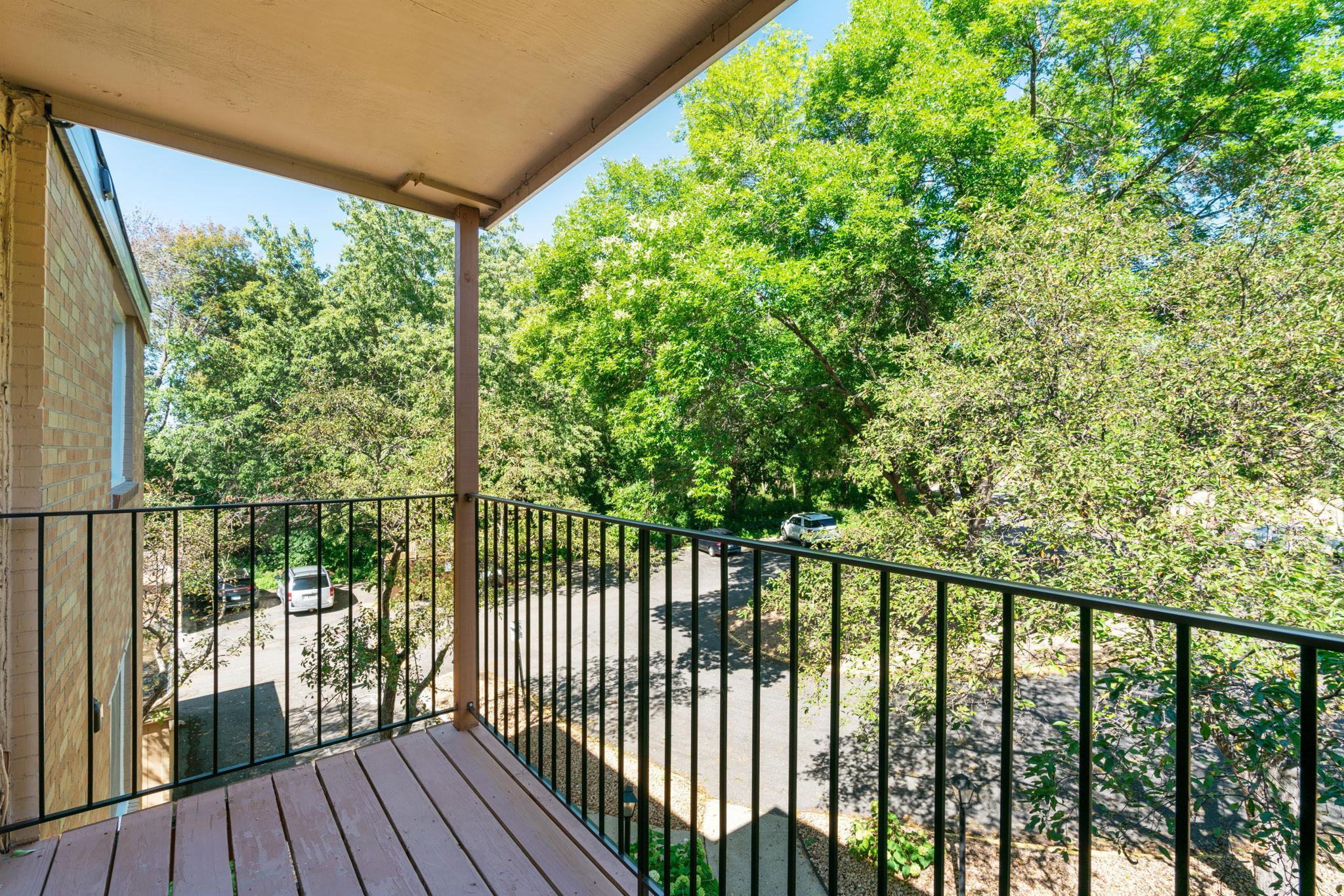 9145 Highway 55 Unit: 304