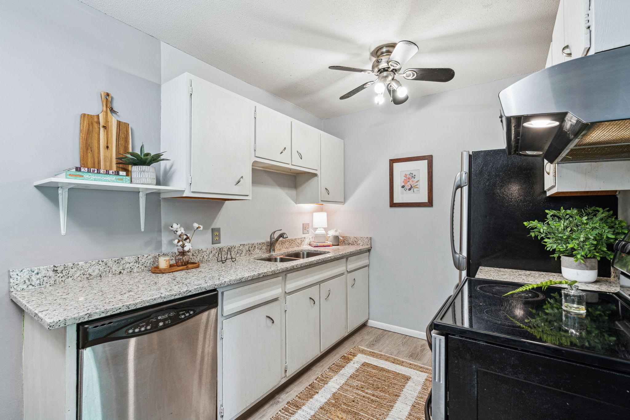 9145 Highway 55 Unit: 304