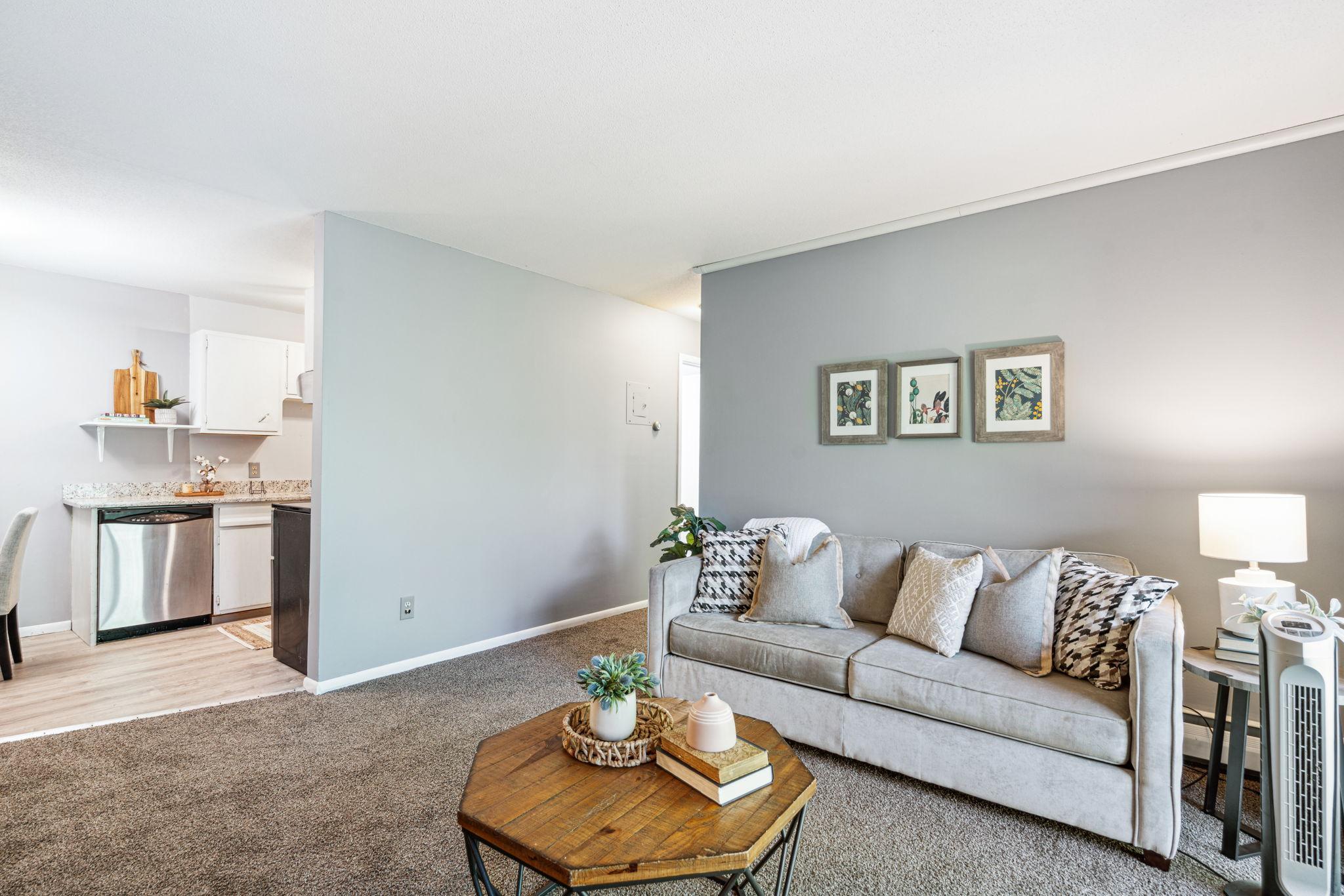 9145 Highway 55 Unit: 304