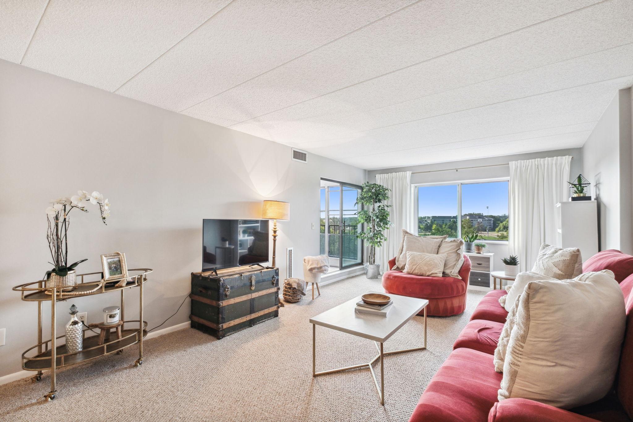 3320 Louisiana Avenue S Unit: 404