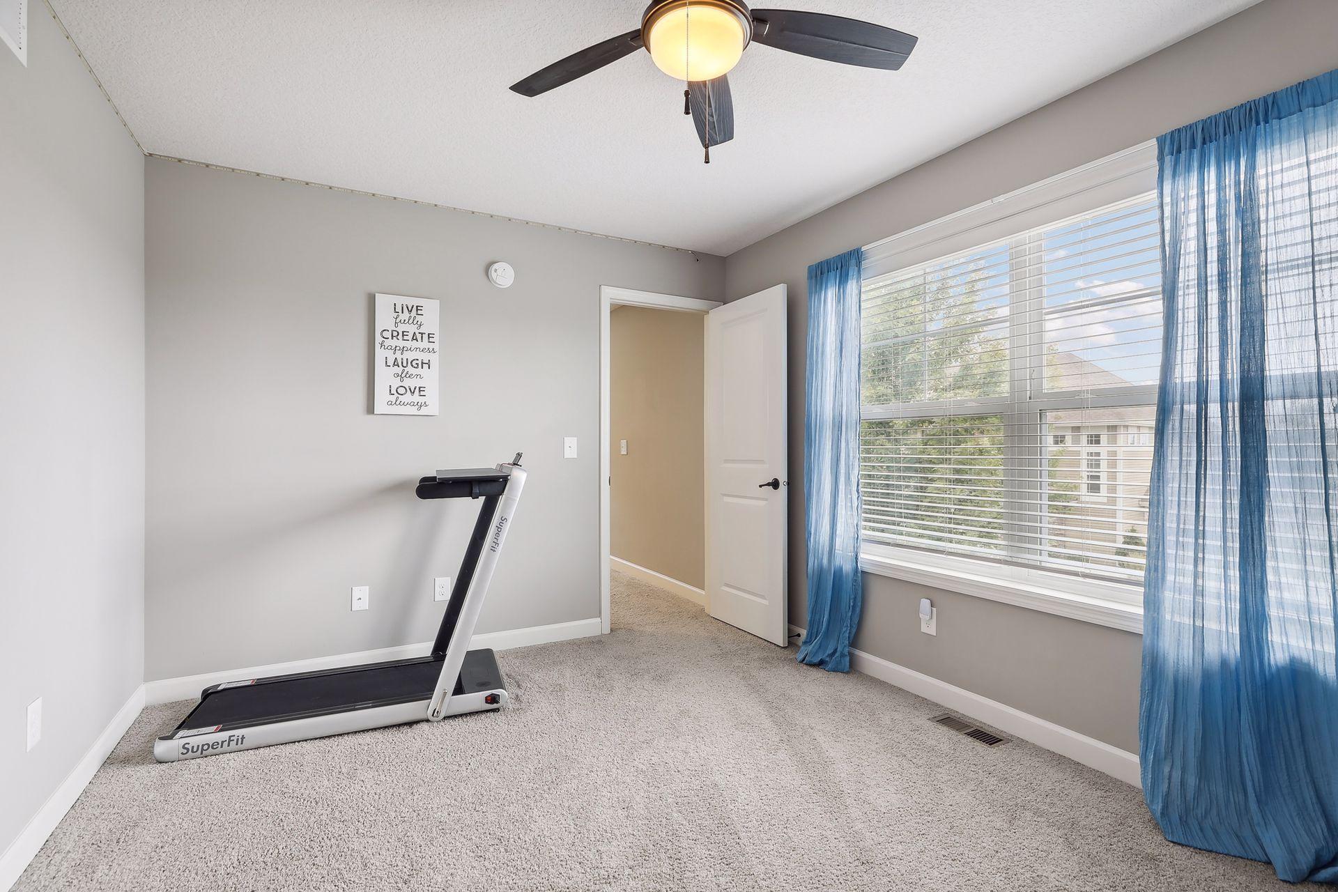 3255 Lakewood Trail