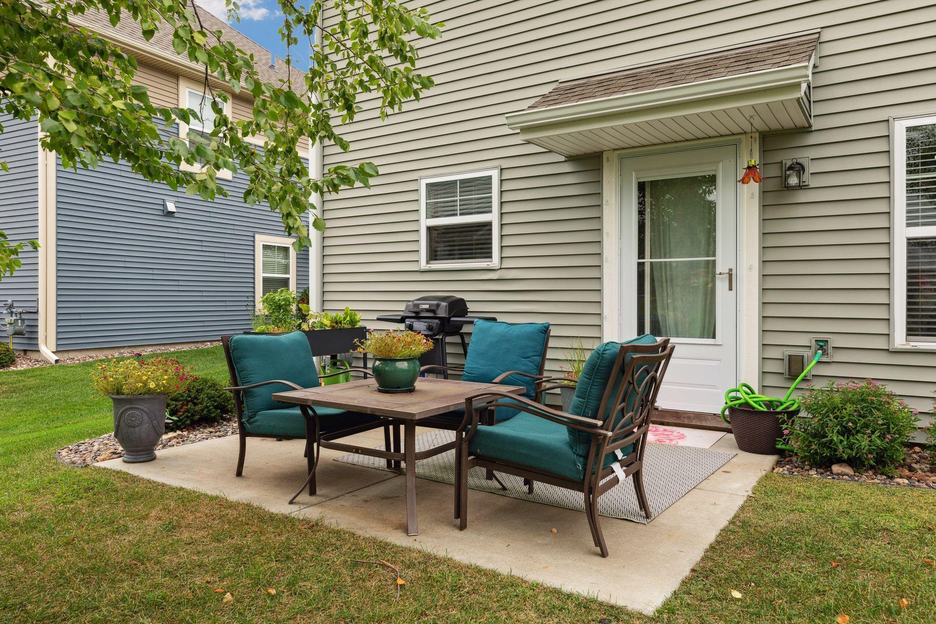 3255 Lakewood Trail