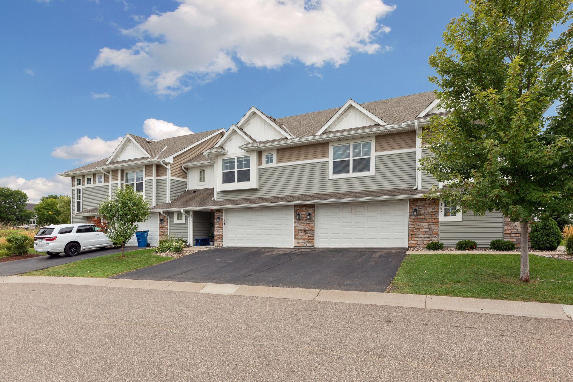 3255 Lakewood Trail