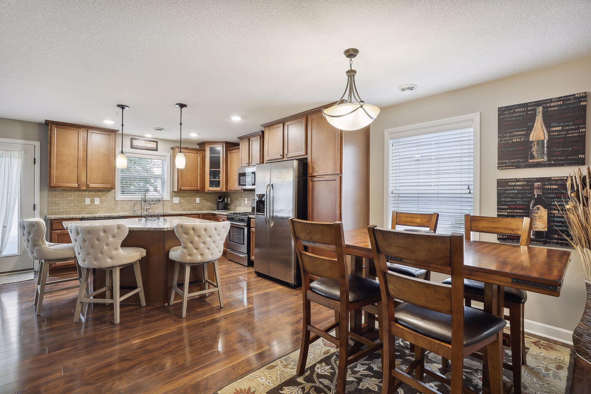 3255 Lakewood Trail