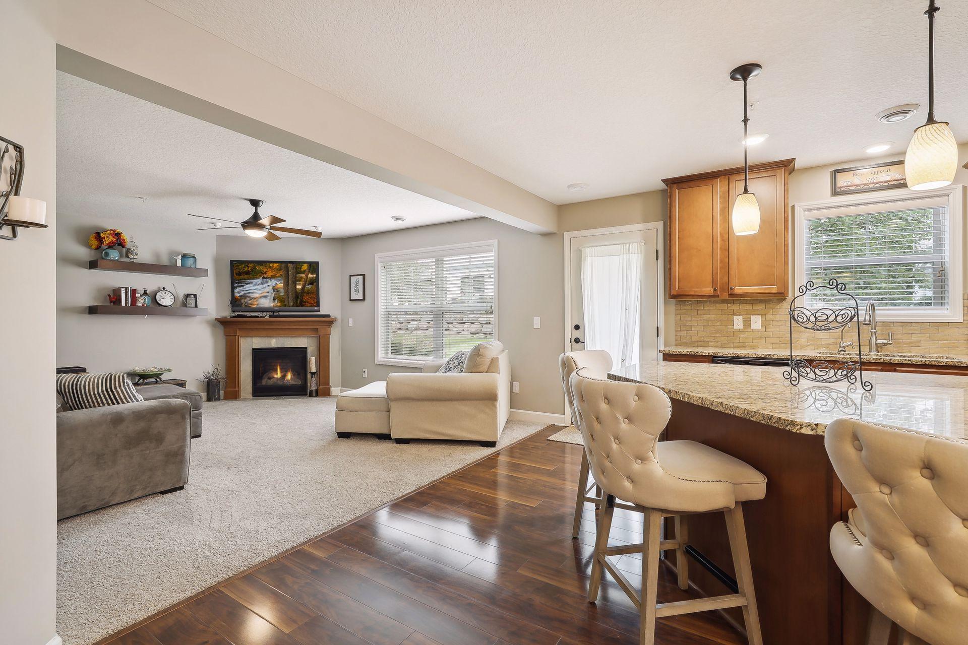 3255 Lakewood Trail