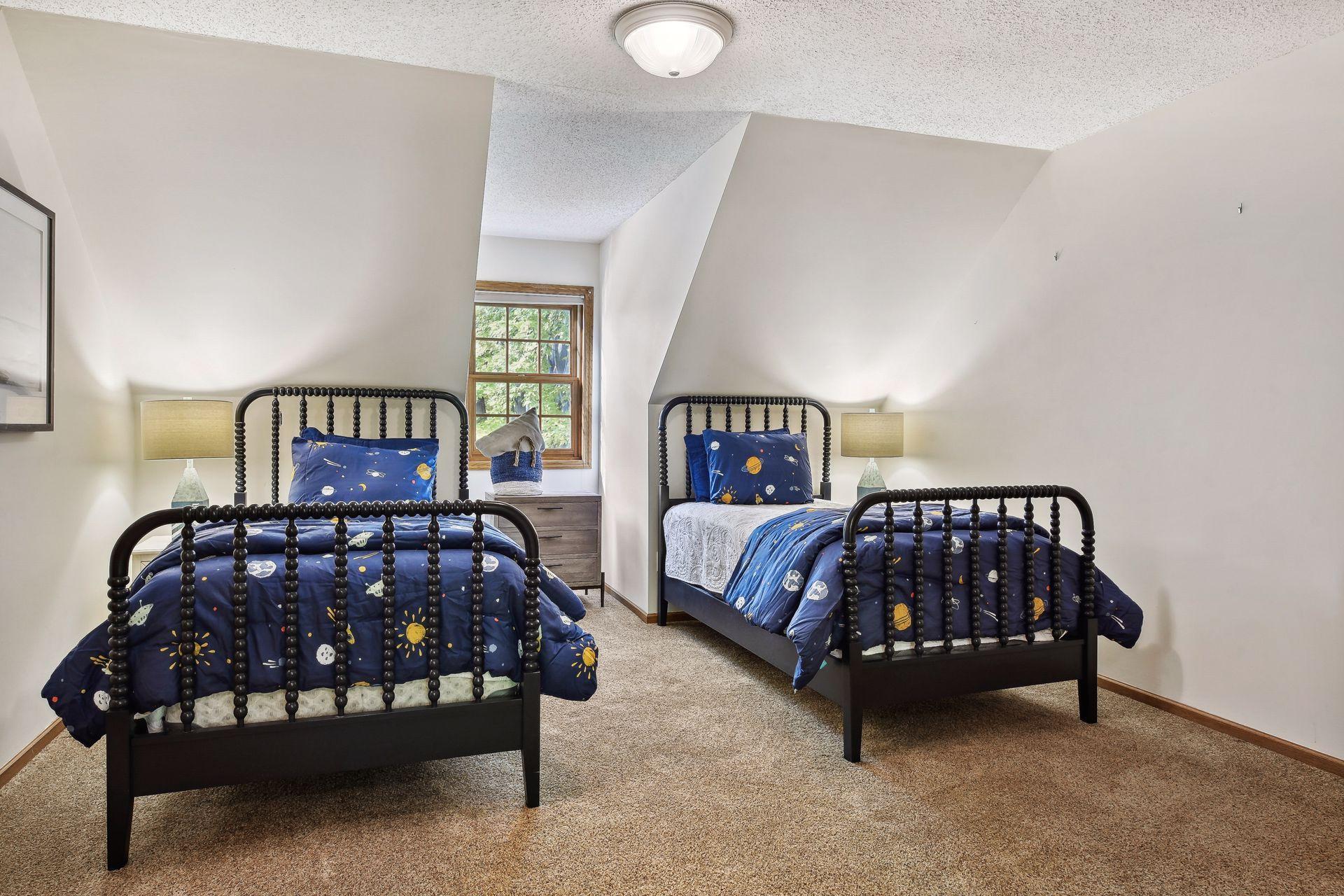 1512 Knob Hill Lane