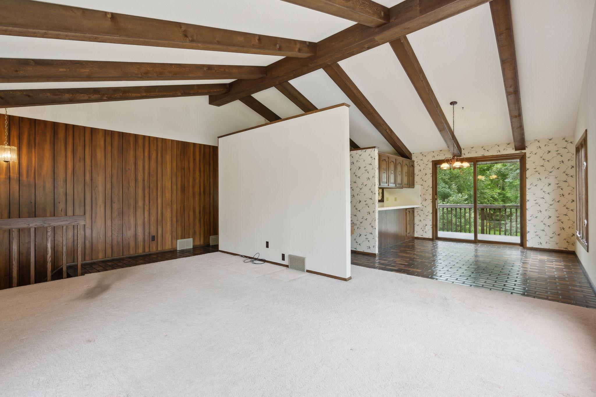 3821 Rum River Drive