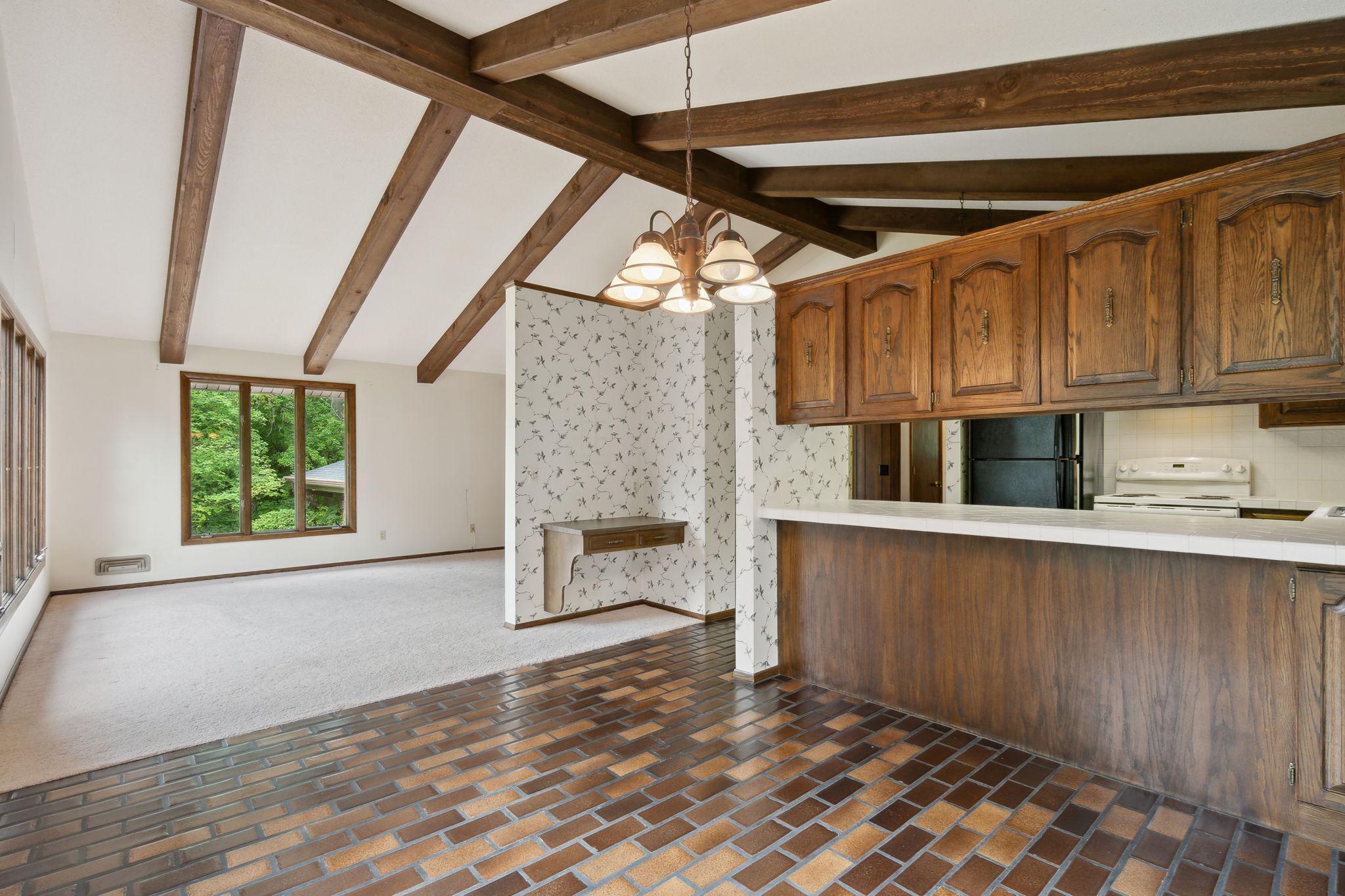 3821 Rum River Drive