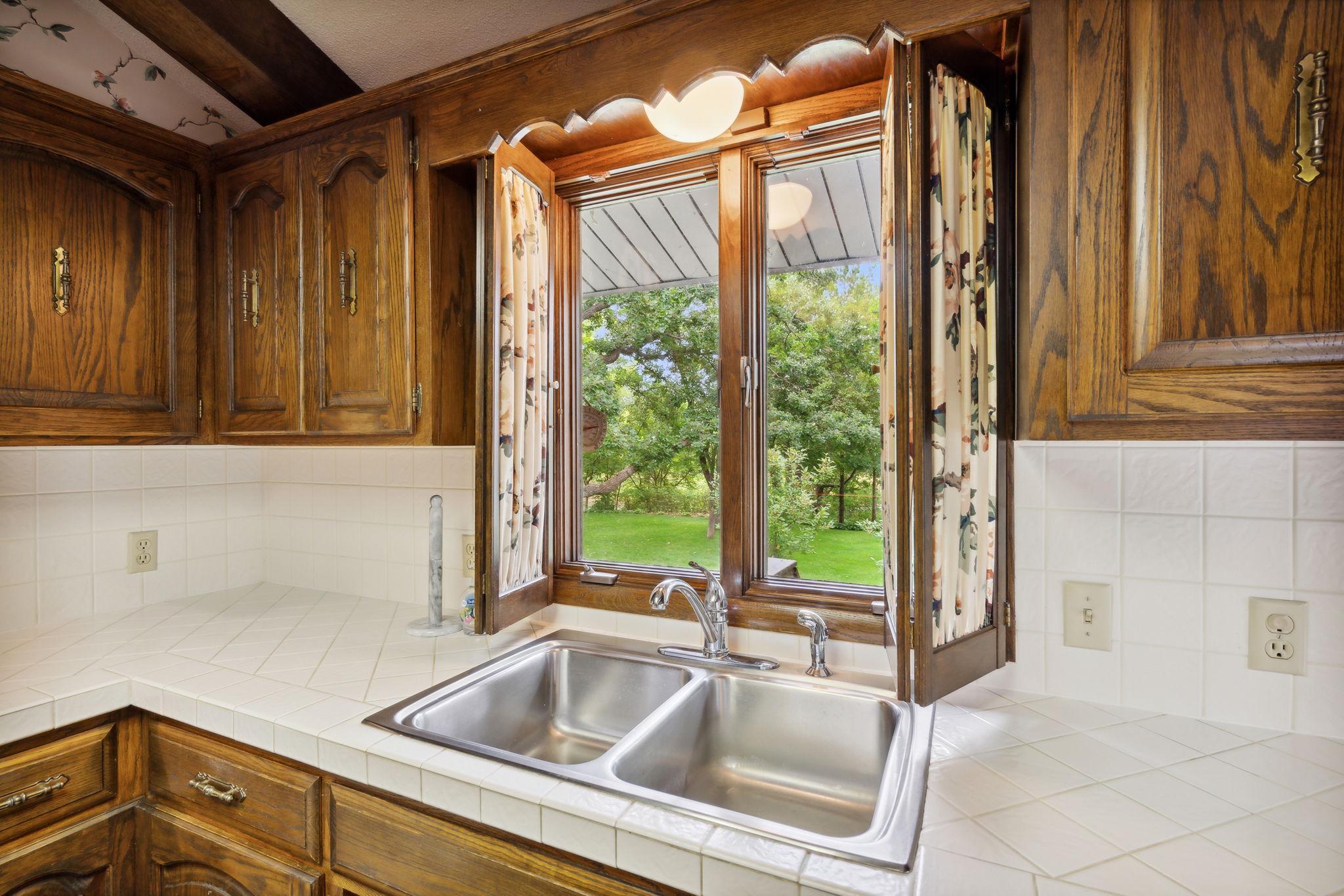 3821 Rum River Drive