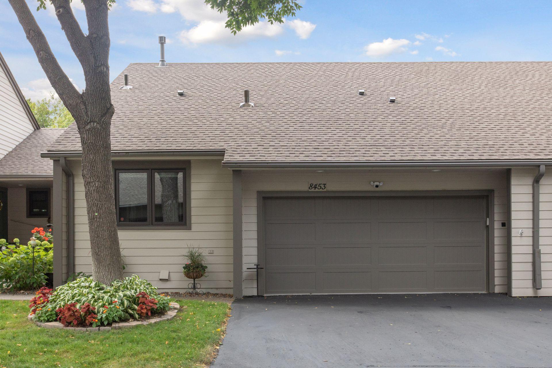 8453 Rice Lake Road
