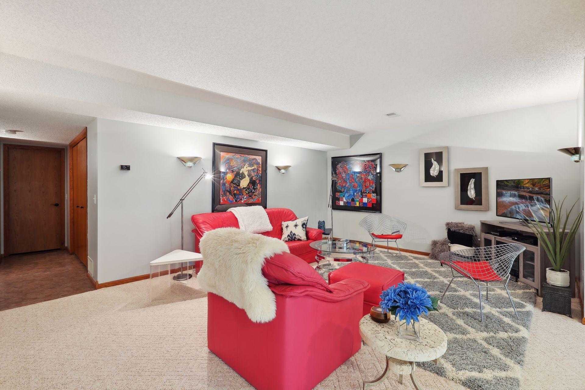 8453 Rice Lake Road