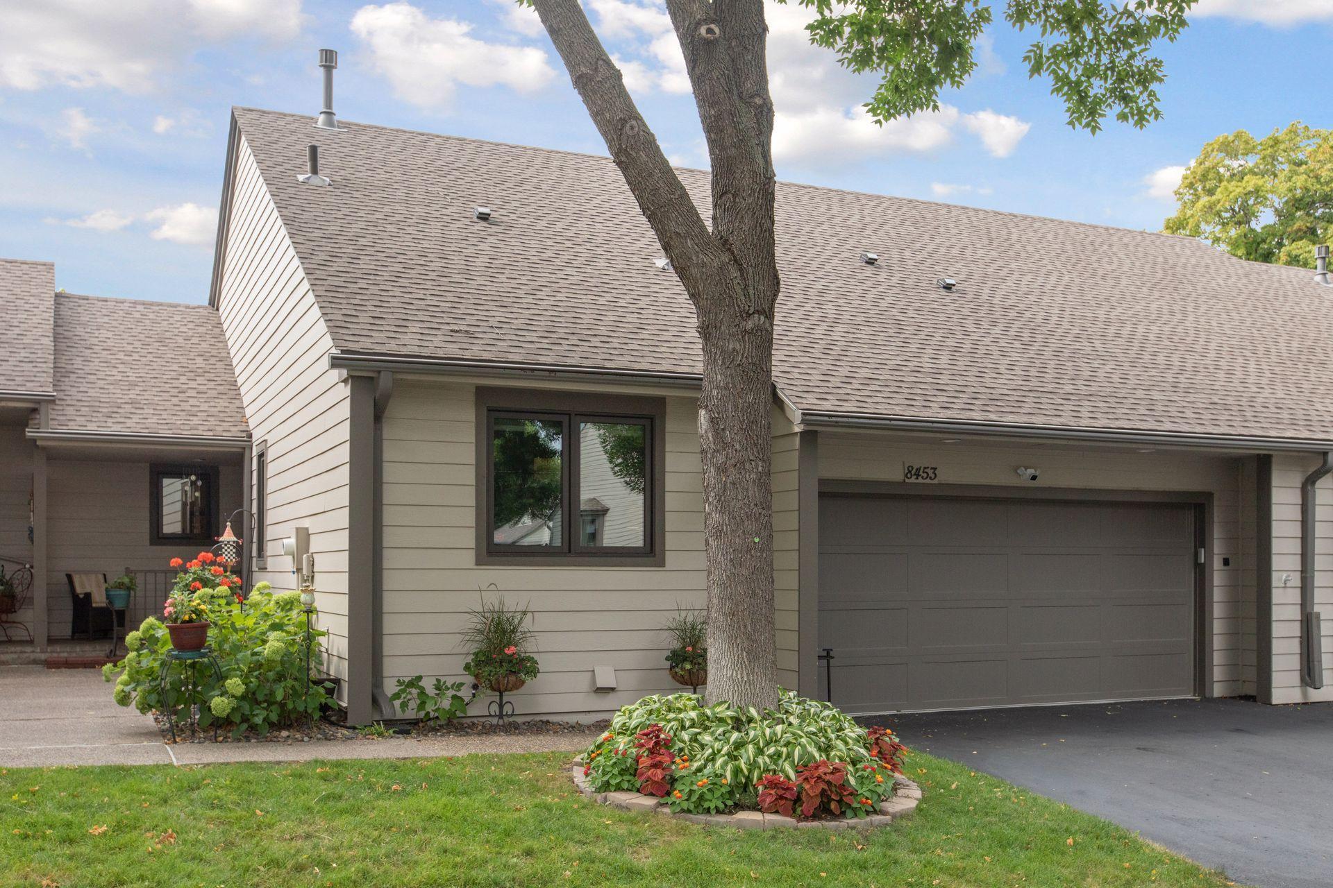 8453 Rice Lake Road