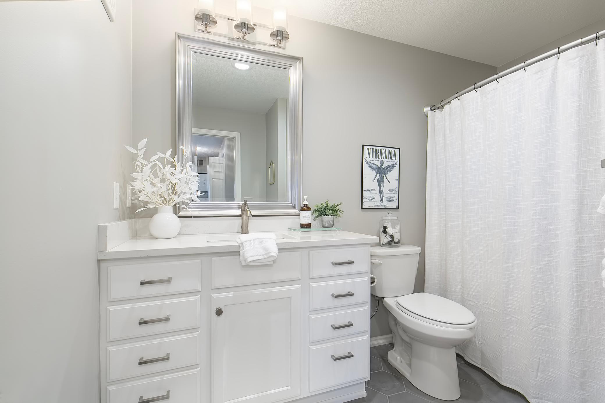 6090 W 16th Street Unit: 901