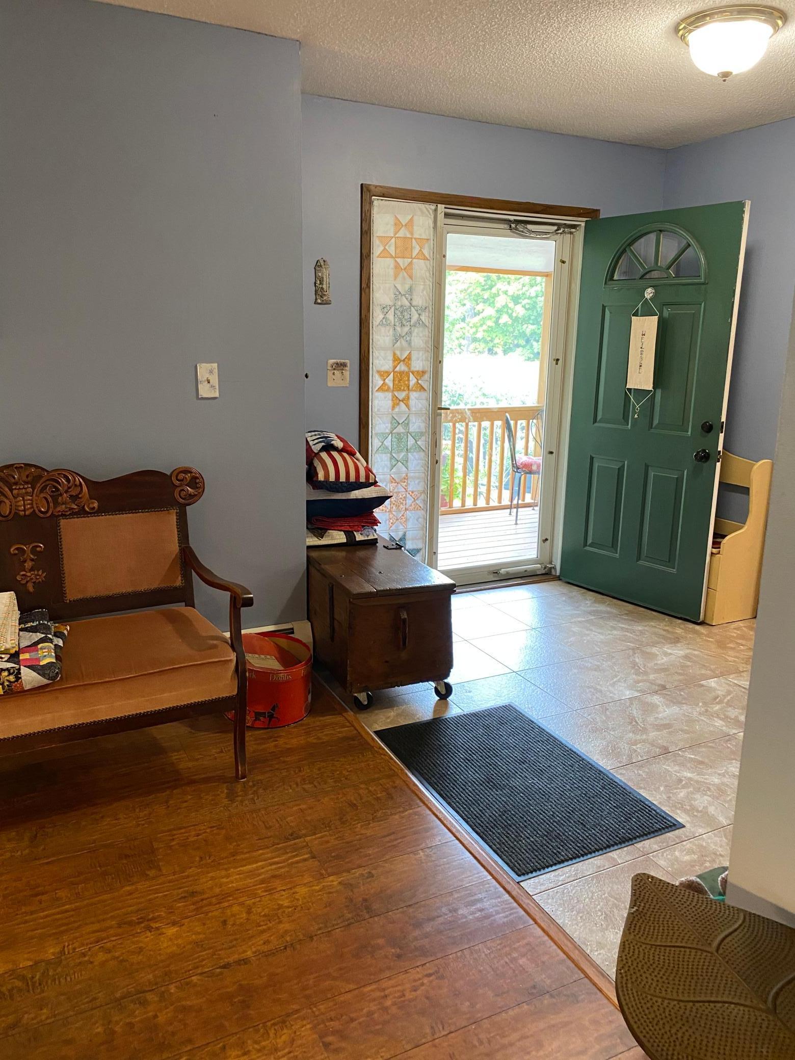 110 County Road 110 N