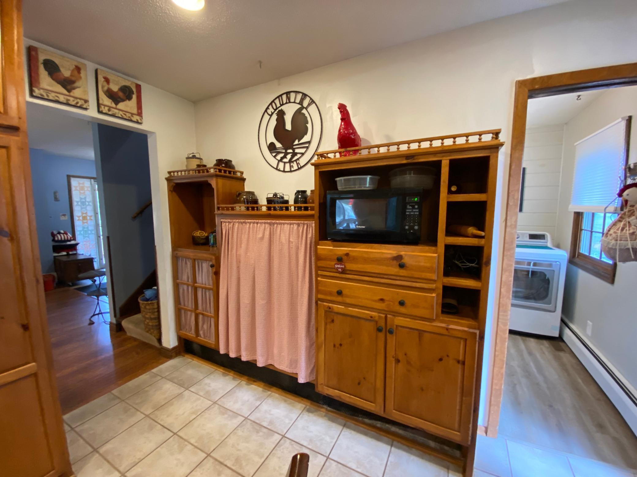 110 County Road 110 N