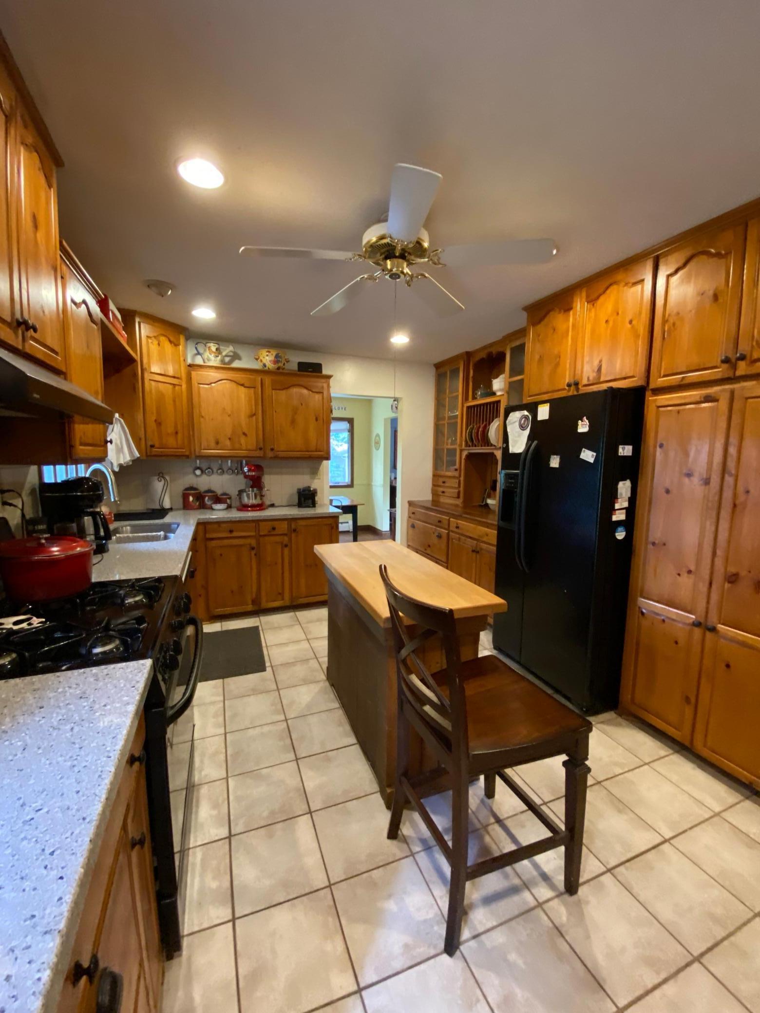 110 County Road 110 N