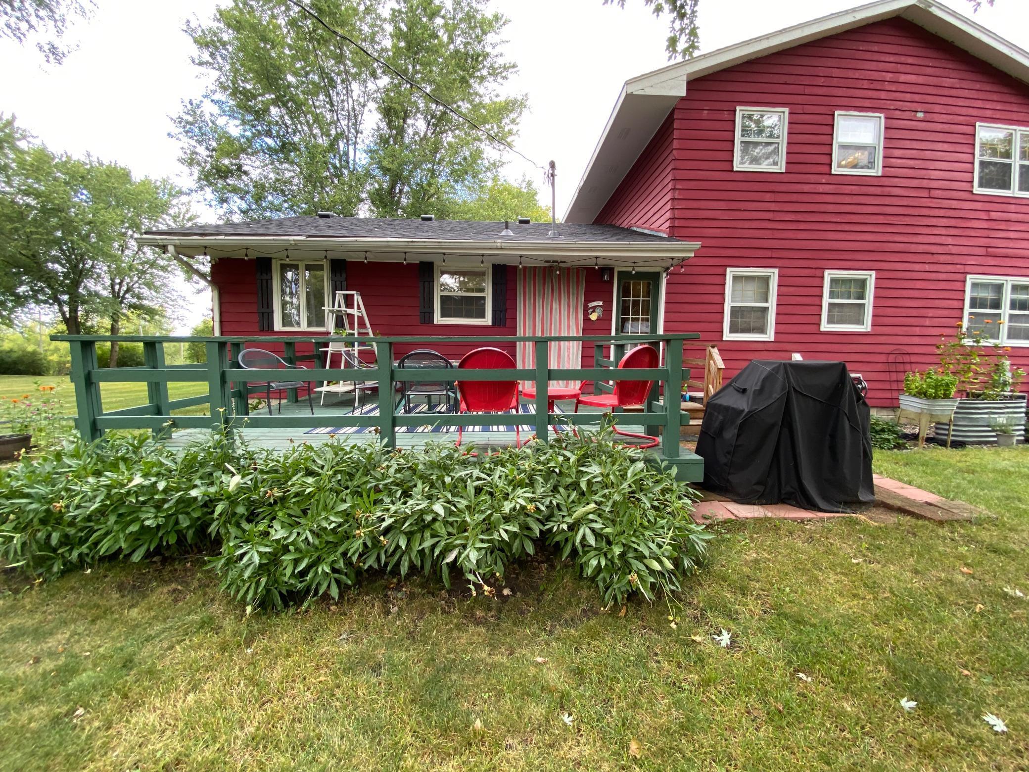 110 County Road 110 N