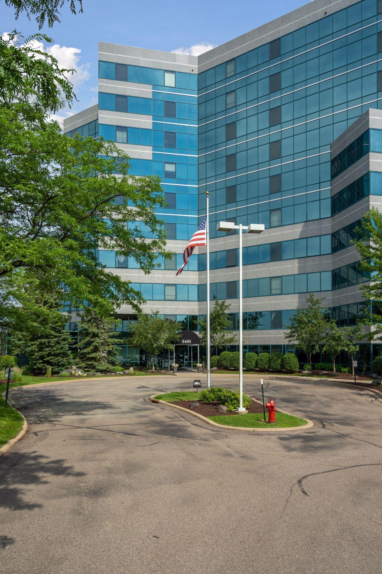 5601 Smetana Drive Unit: 1017