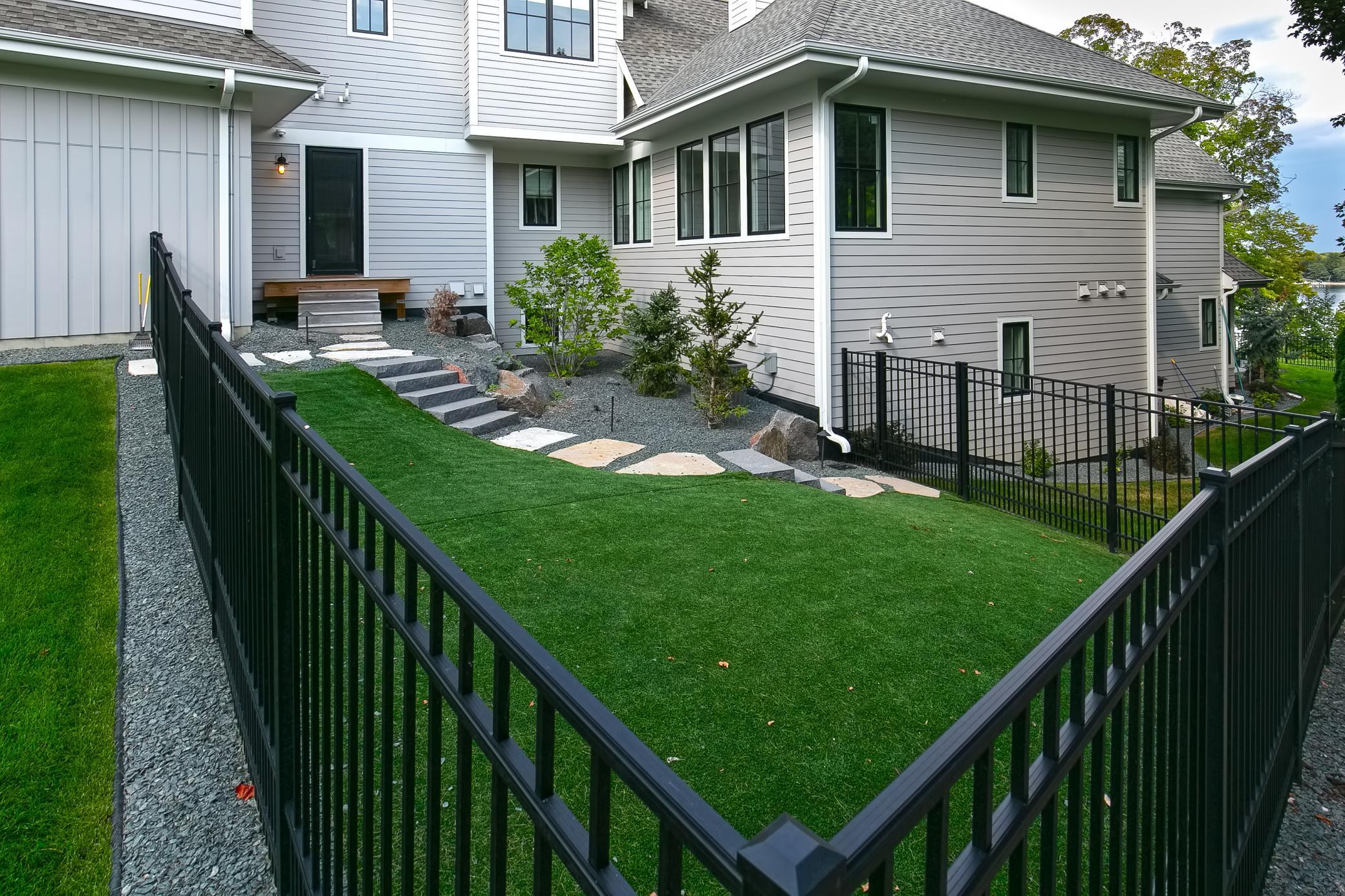 6445 Hawks Pointe Lane